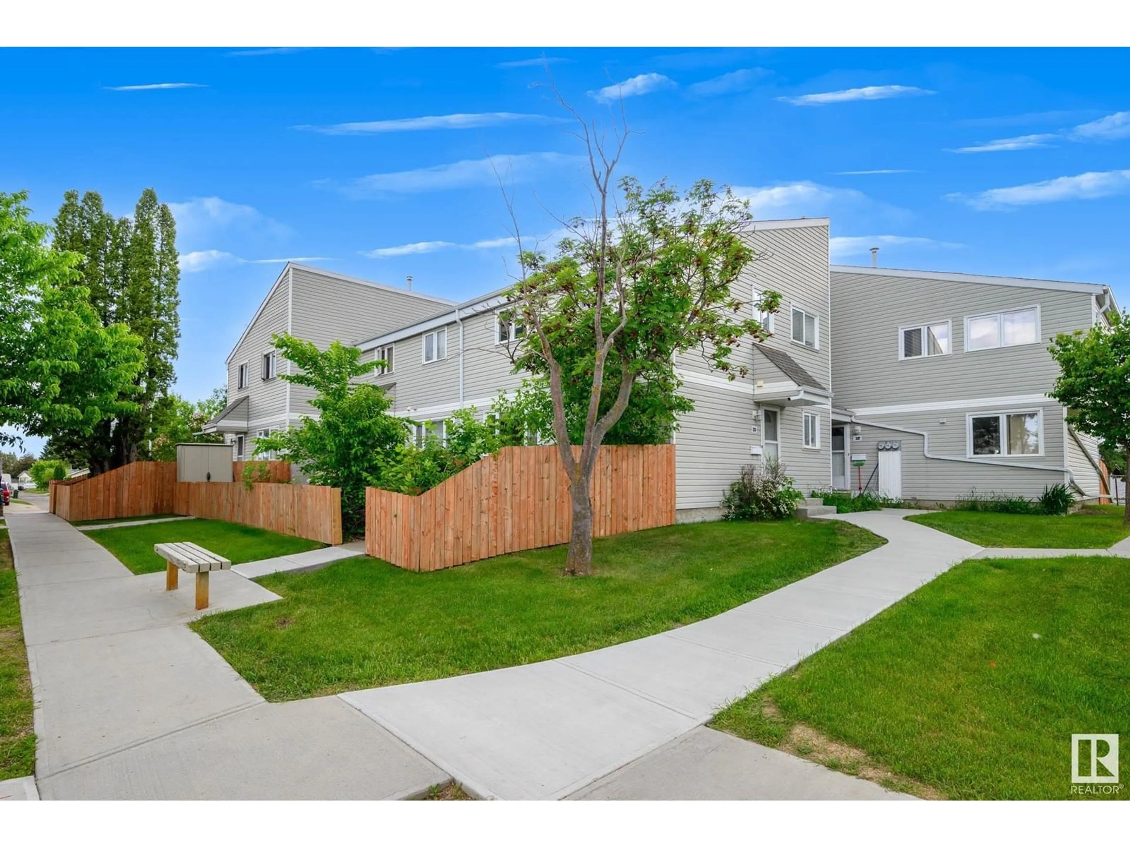 A pic from outside/outdoor area/front of a property/back of a property/a pic from drone, street for 2D CASTLE TC, Edmonton Alberta T5X2E6