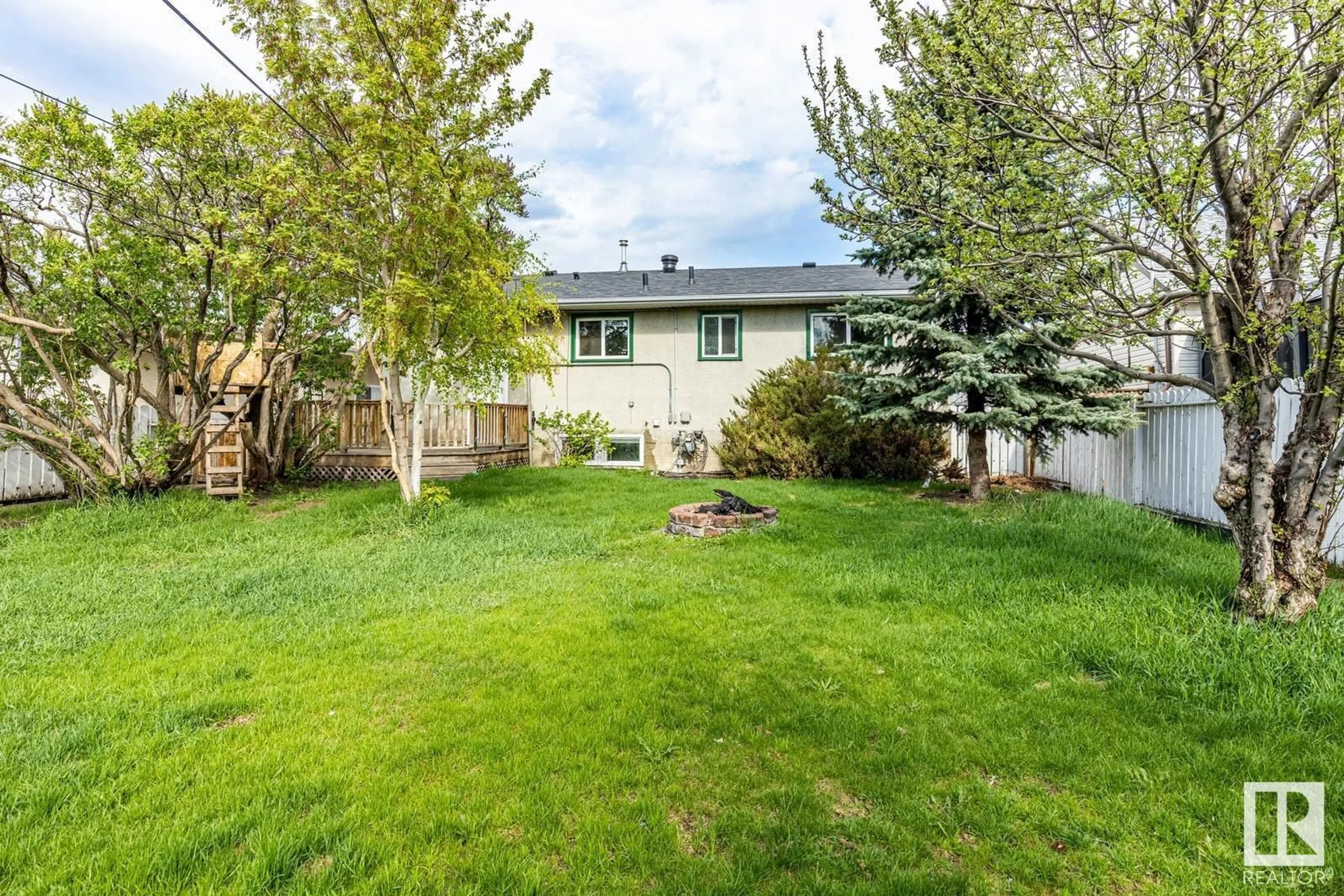 Unknown for NW - 12912 87 ST, Edmonton Alberta T5E3E1