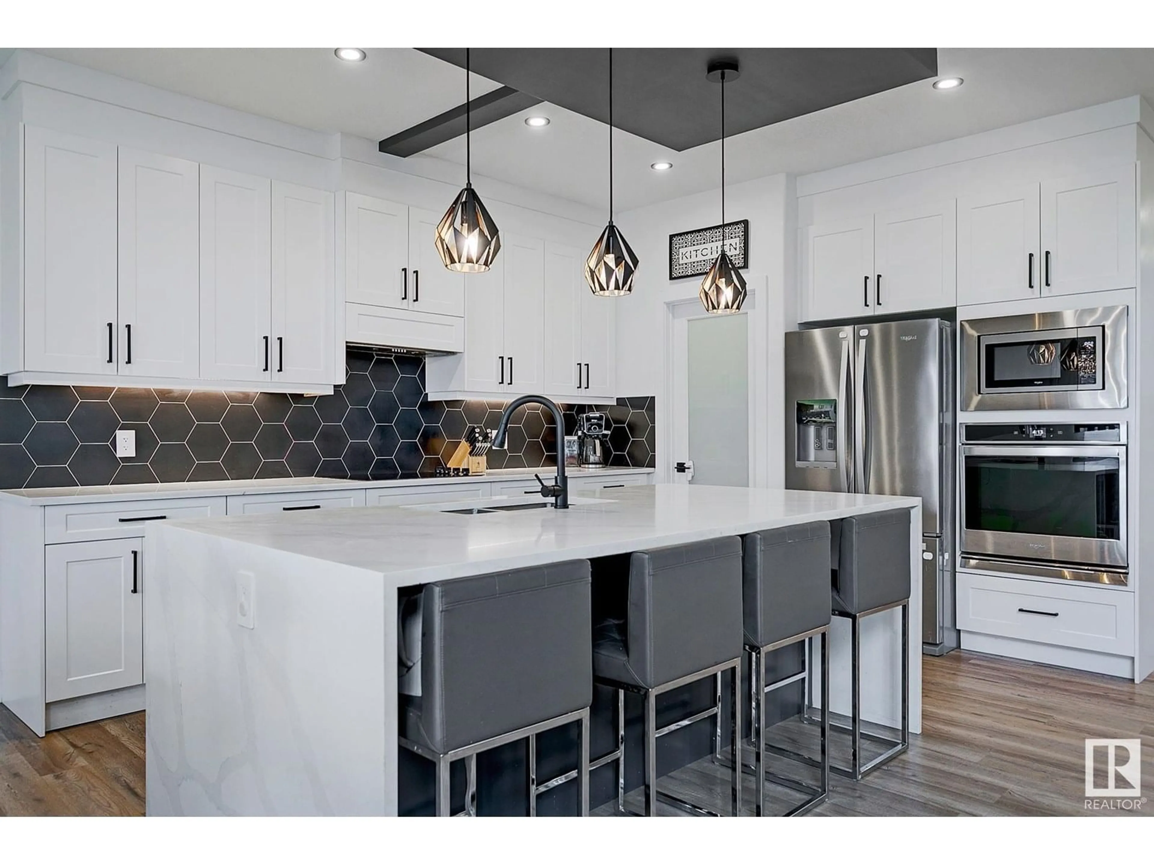 Contemporary kitchen, unknown for 308 HAVEN DR, Leduc Alberta T9E1B6