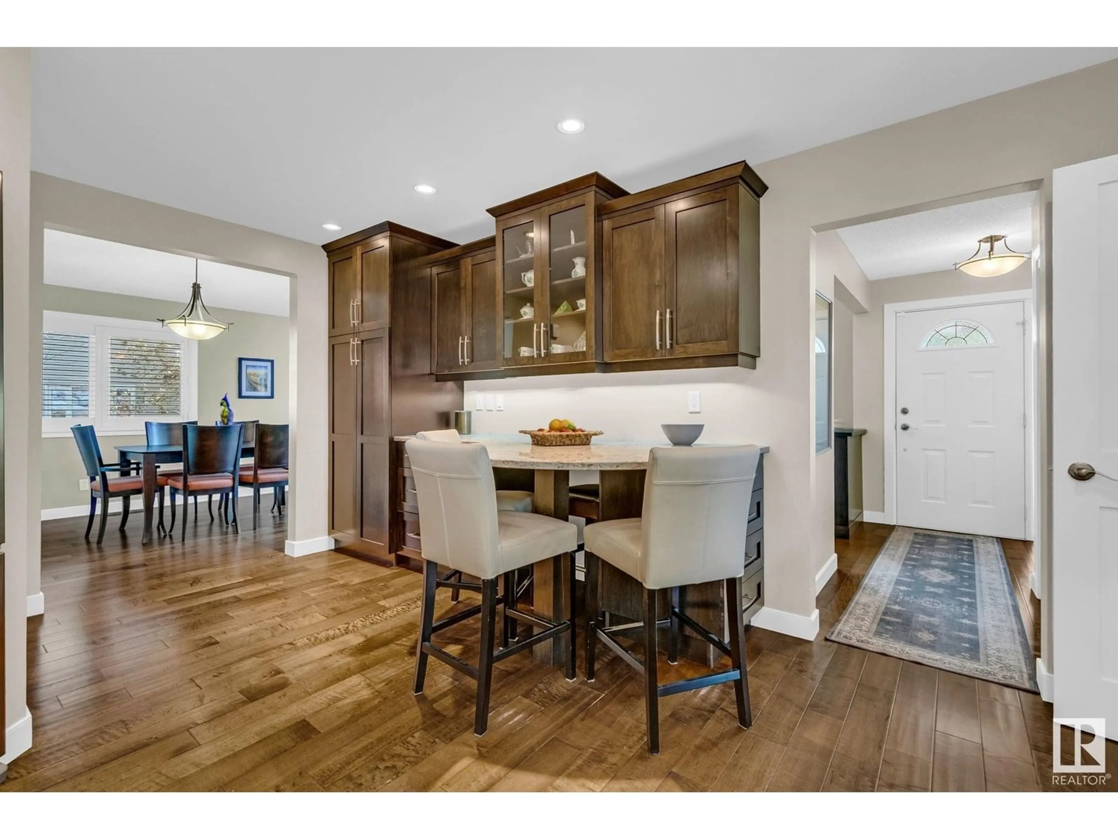 Open concept kitchen, wood/laminate floor for NW - 4916 112 ST, Edmonton Alberta T6H3H9