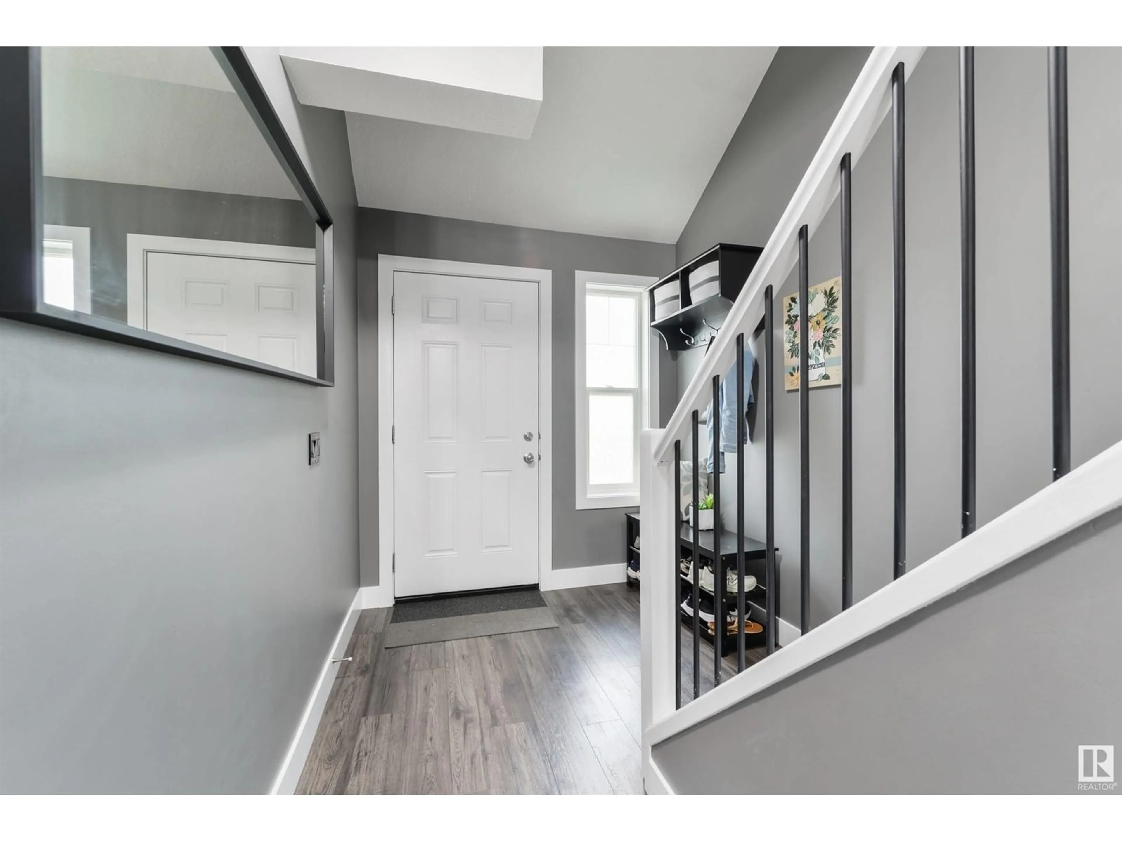 Indoor entryway for 150 - 131 EDWARDS DR, Edmonton Alberta T6X1M4