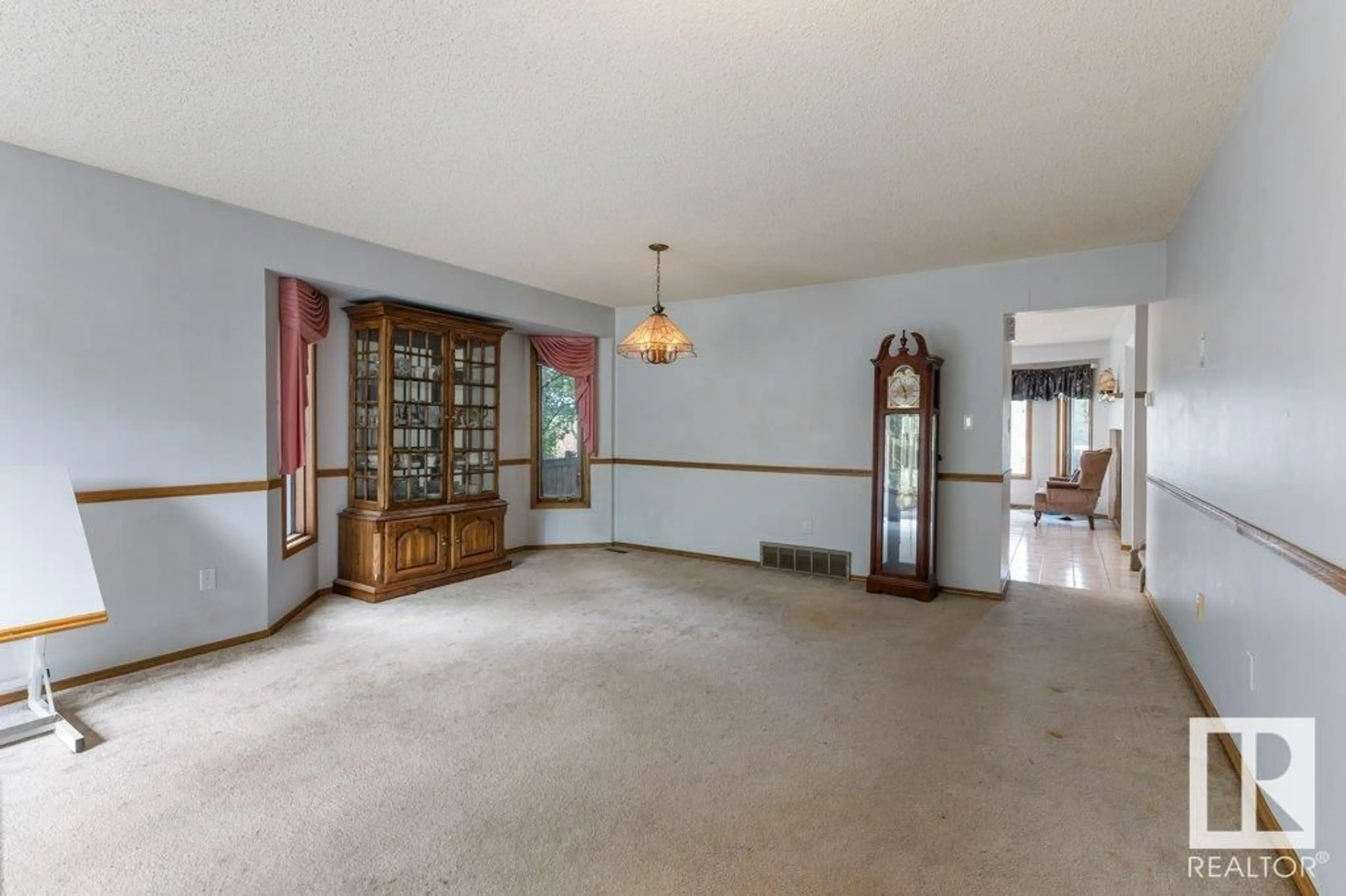 Unknown for 76 DEANE CR, St. Albert Alberta T8N4Z9