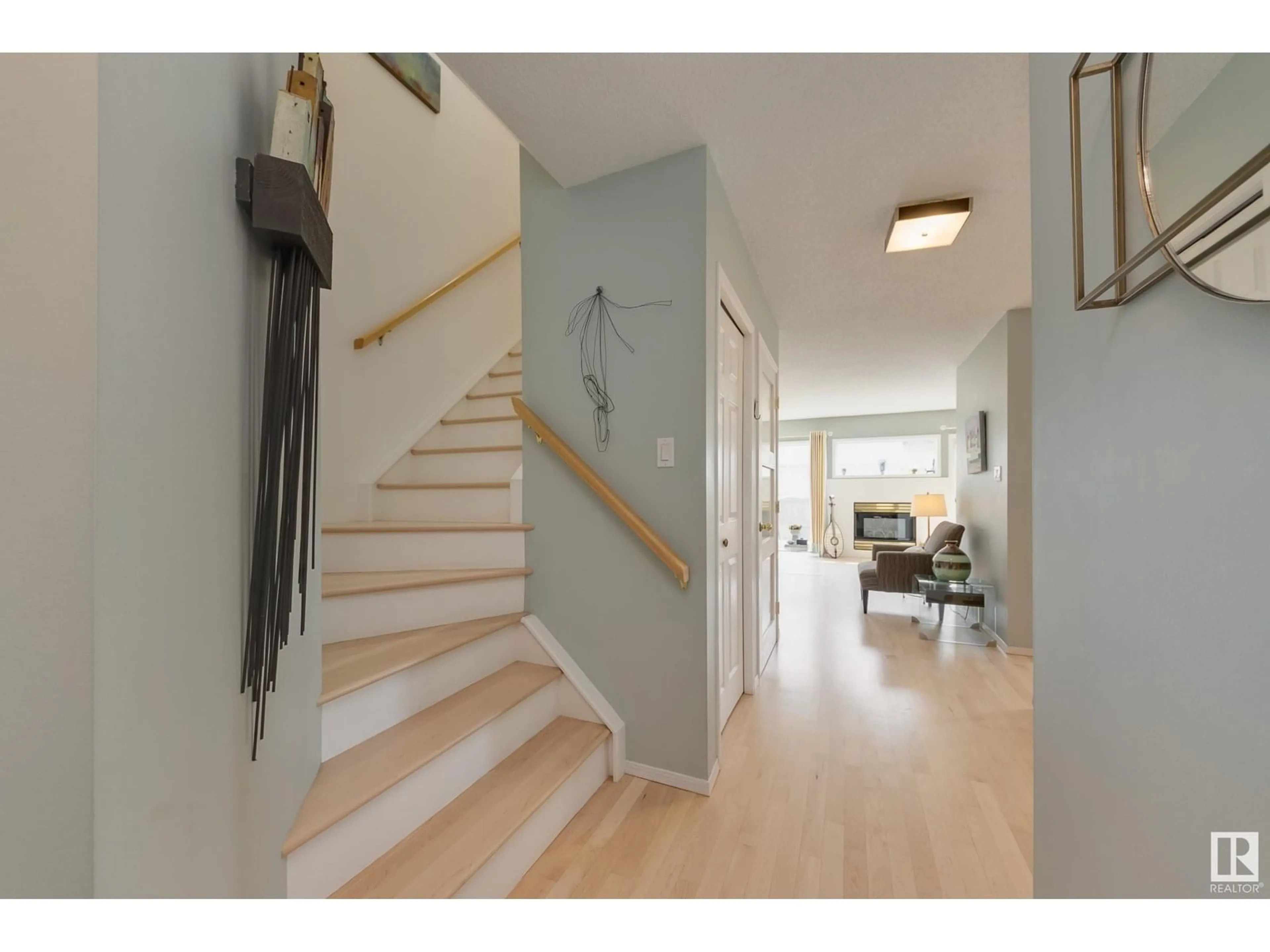 Unknown for 501 YOUVILLE DR E NW, Edmonton Alberta T6L6T8