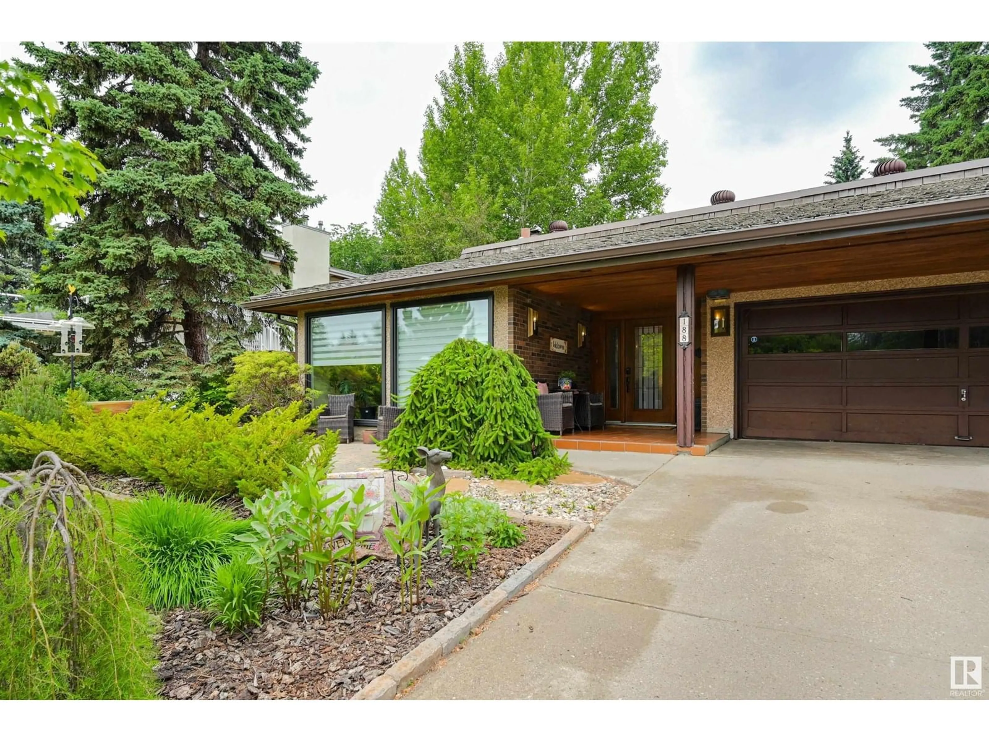 Unknown for 188 QUESNELL CR, Edmonton Alberta T5R5P3