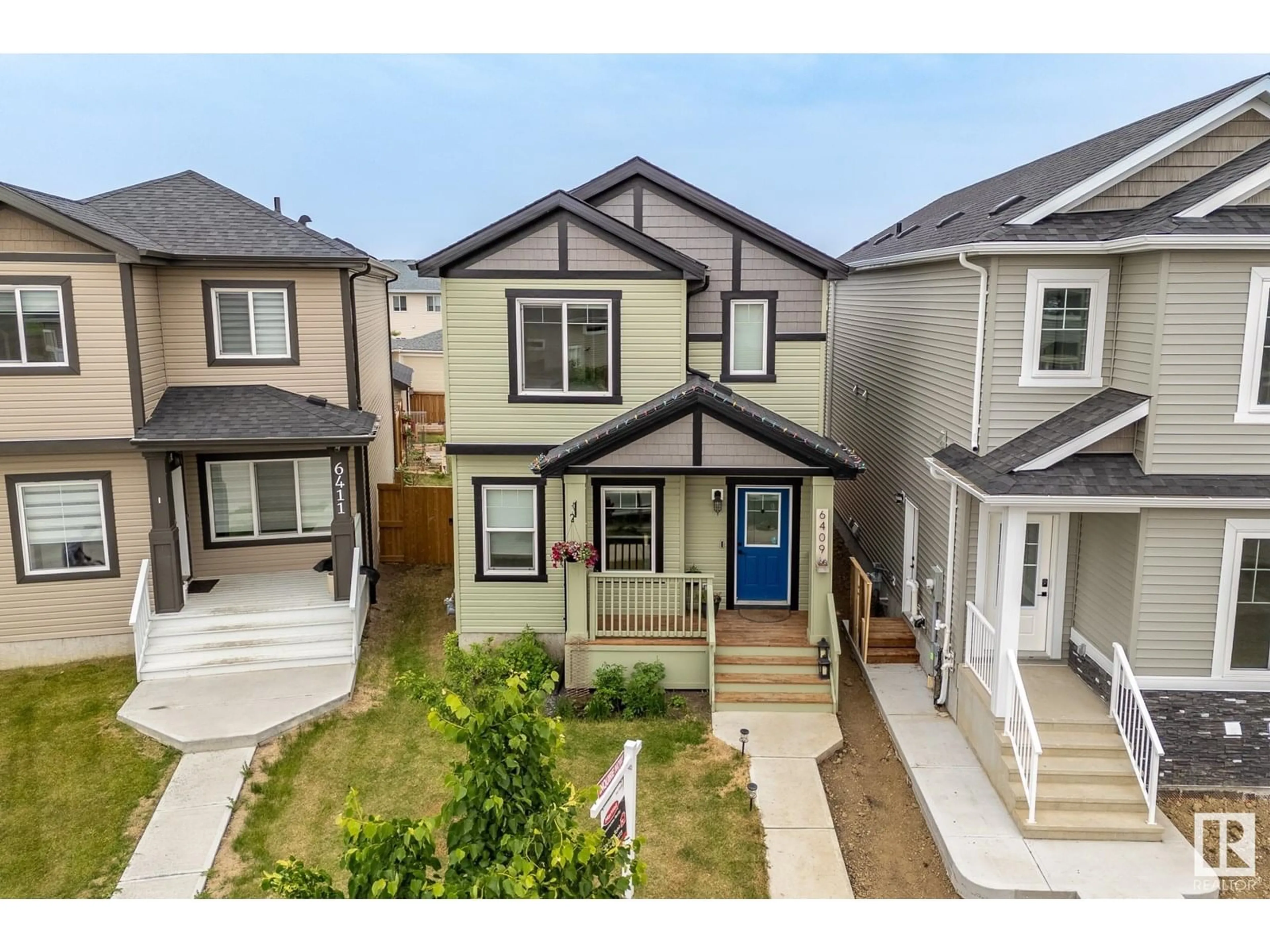 A pic from outside/outdoor area/front of a property/back of a property/a pic from drone, street for 6409 66 ST, Beaumont Alberta T4X2P6