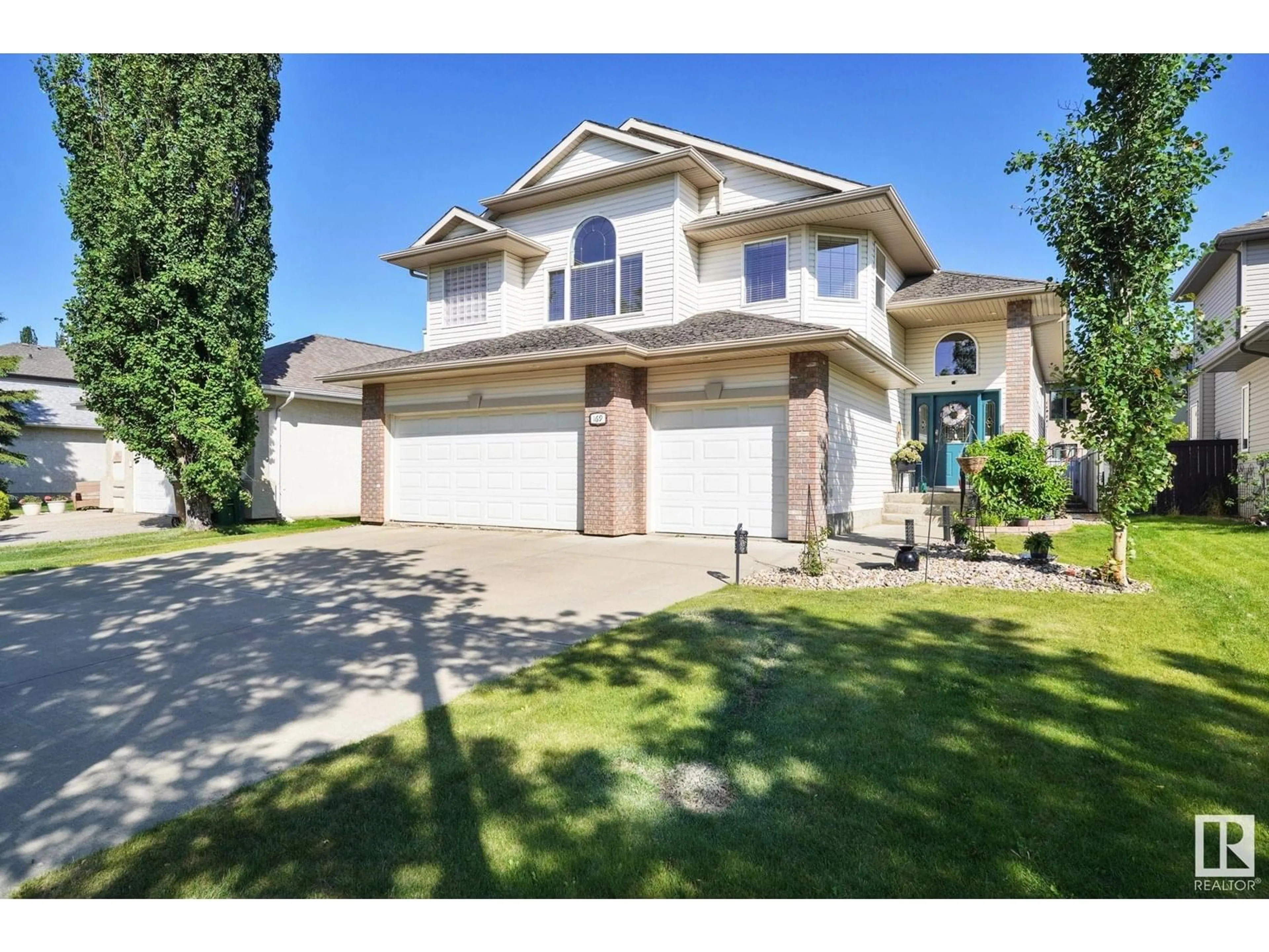 Home with vinyl exterior material, street for 169 KINGSWOOD BV, St. Albert Alberta T8N6V4