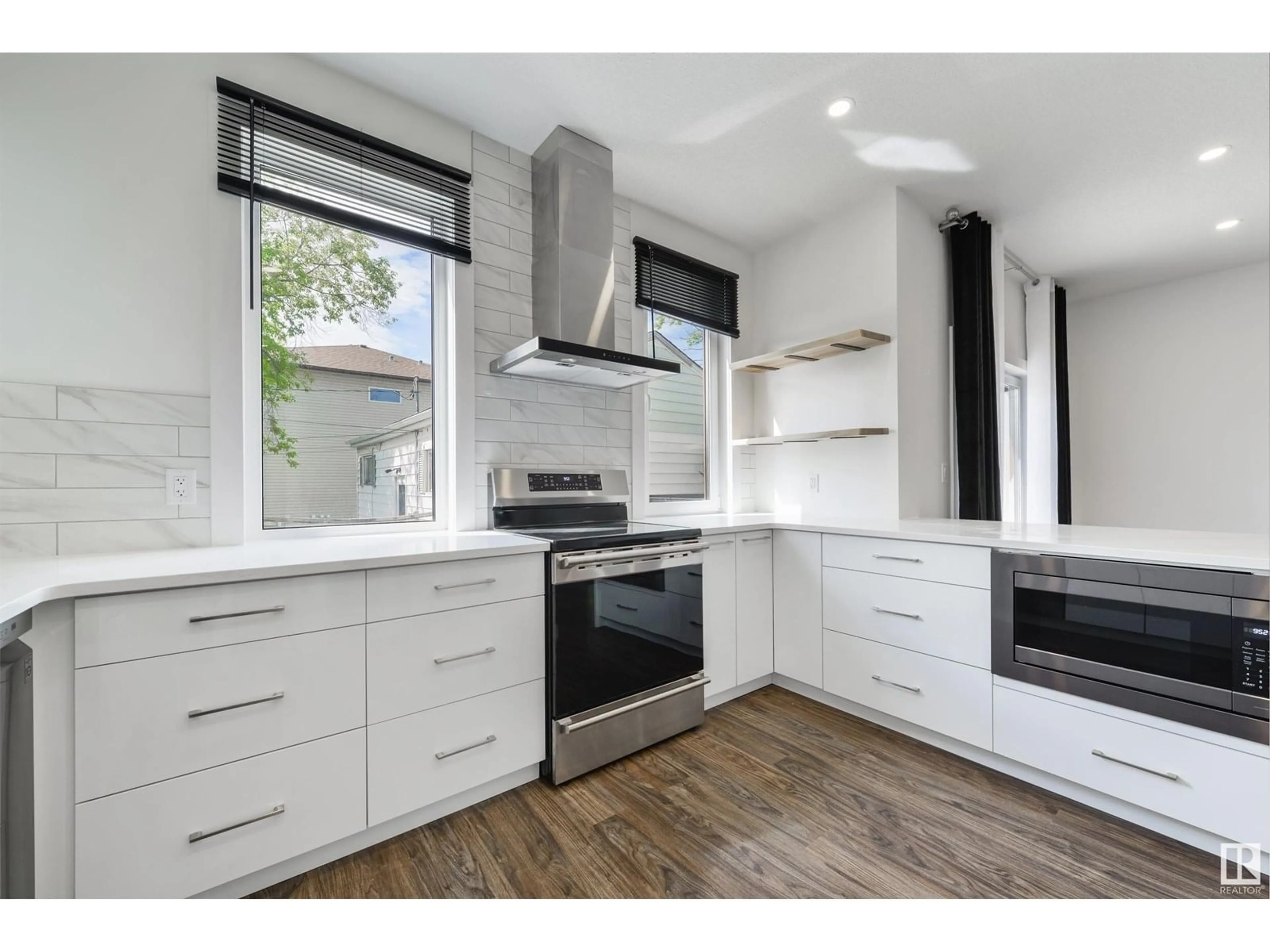 Unknown for 15919 104 AV, Edmonton Alberta T5P3G2