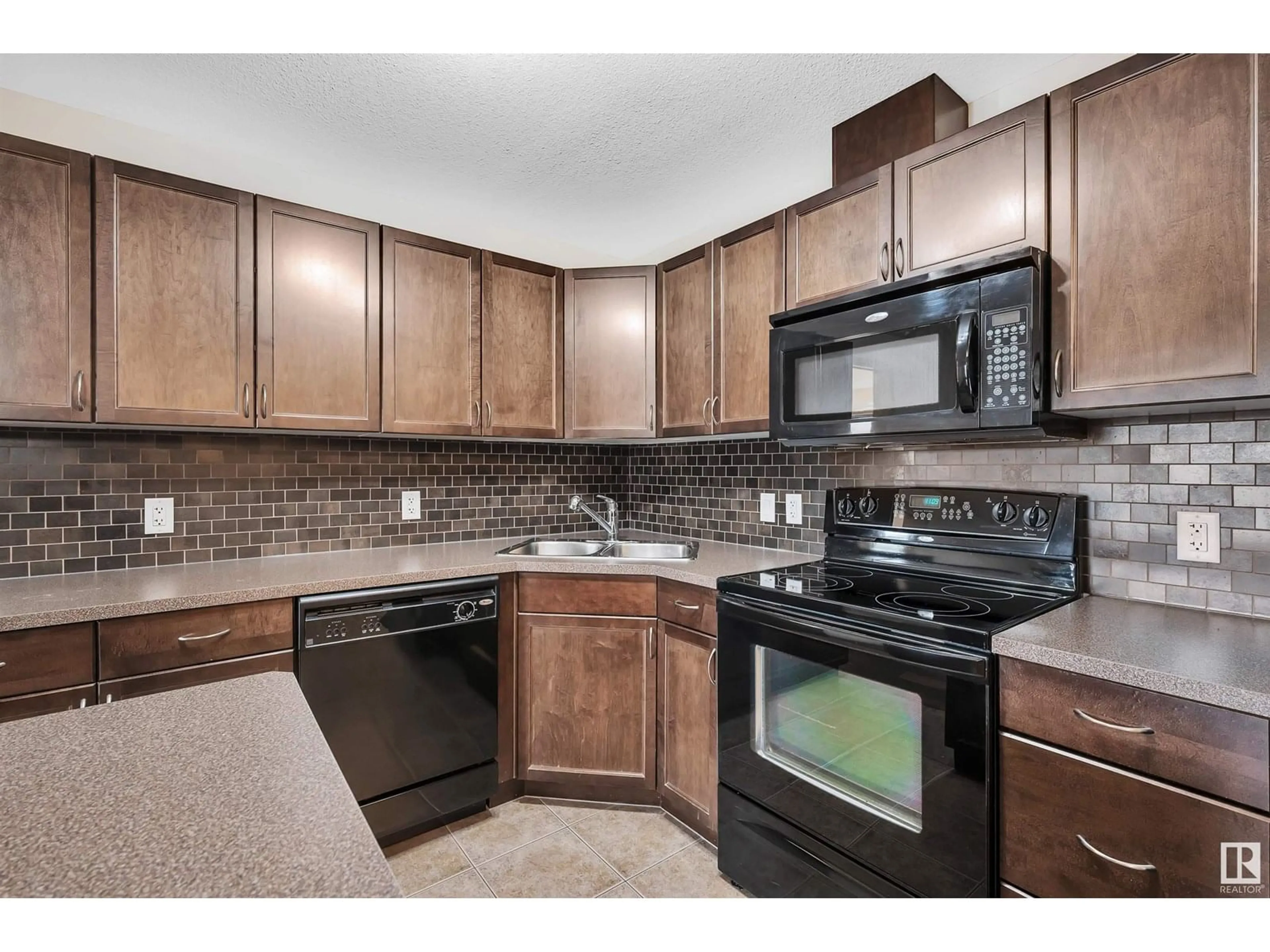Standard kitchen, unknown for 11615 - 316 ELLERSLIE RD, Edmonton Alberta T6W0J3