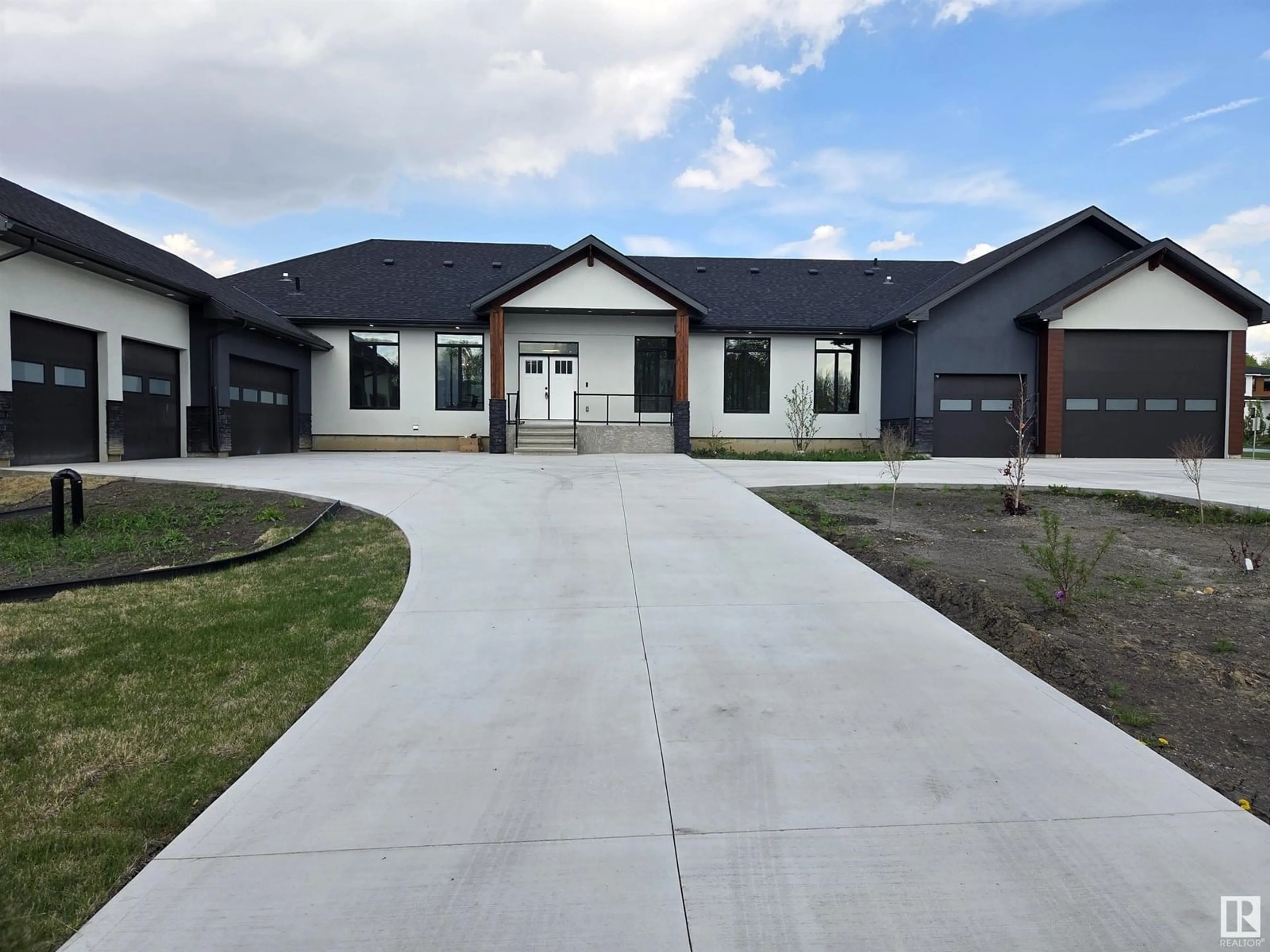 Unknown for 52367 RGE ROAD 223, Rural Strathcona County Alberta T8C1A8