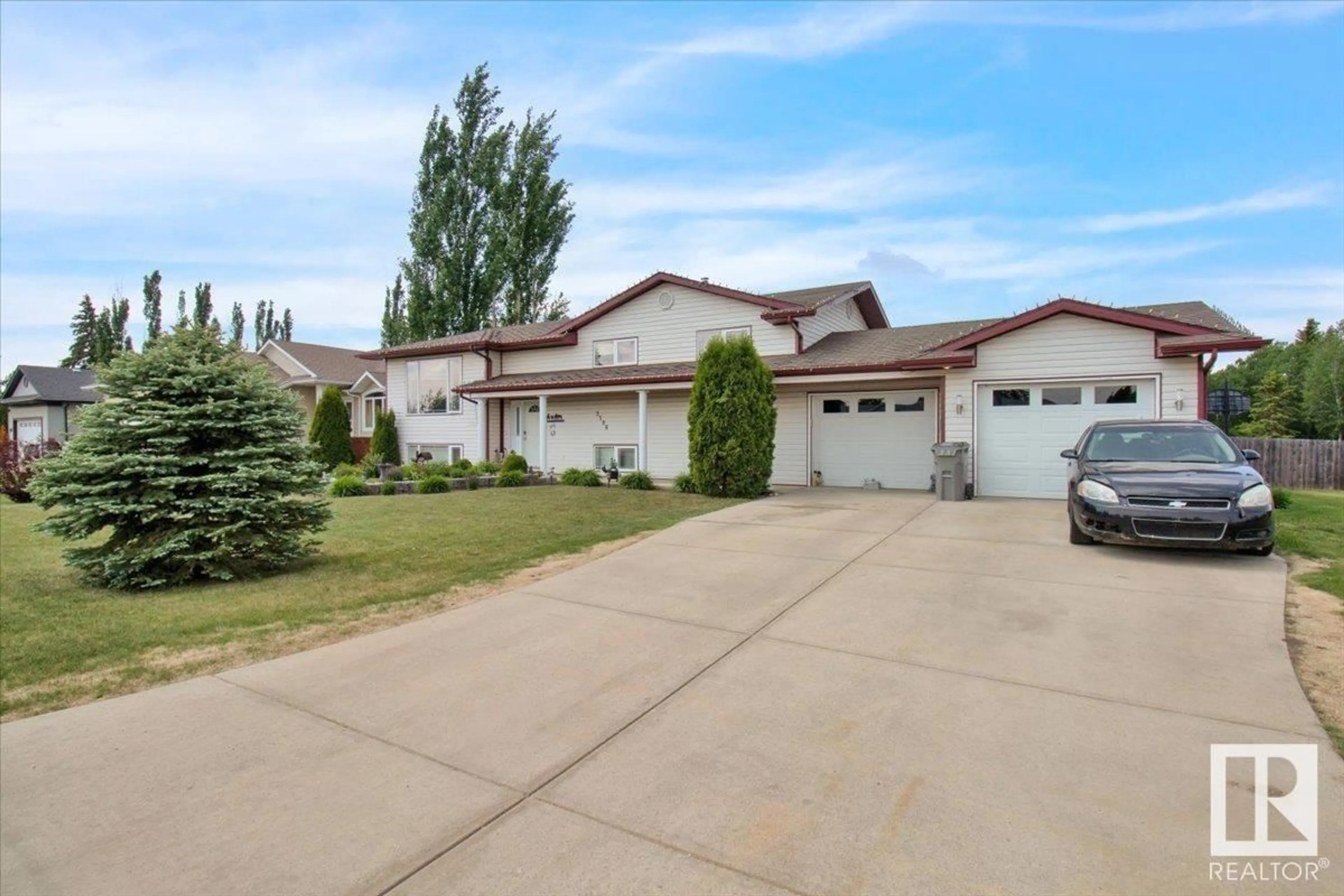 Unknown for 5506 53RD ST, Mundare Alberta T0B3H0
