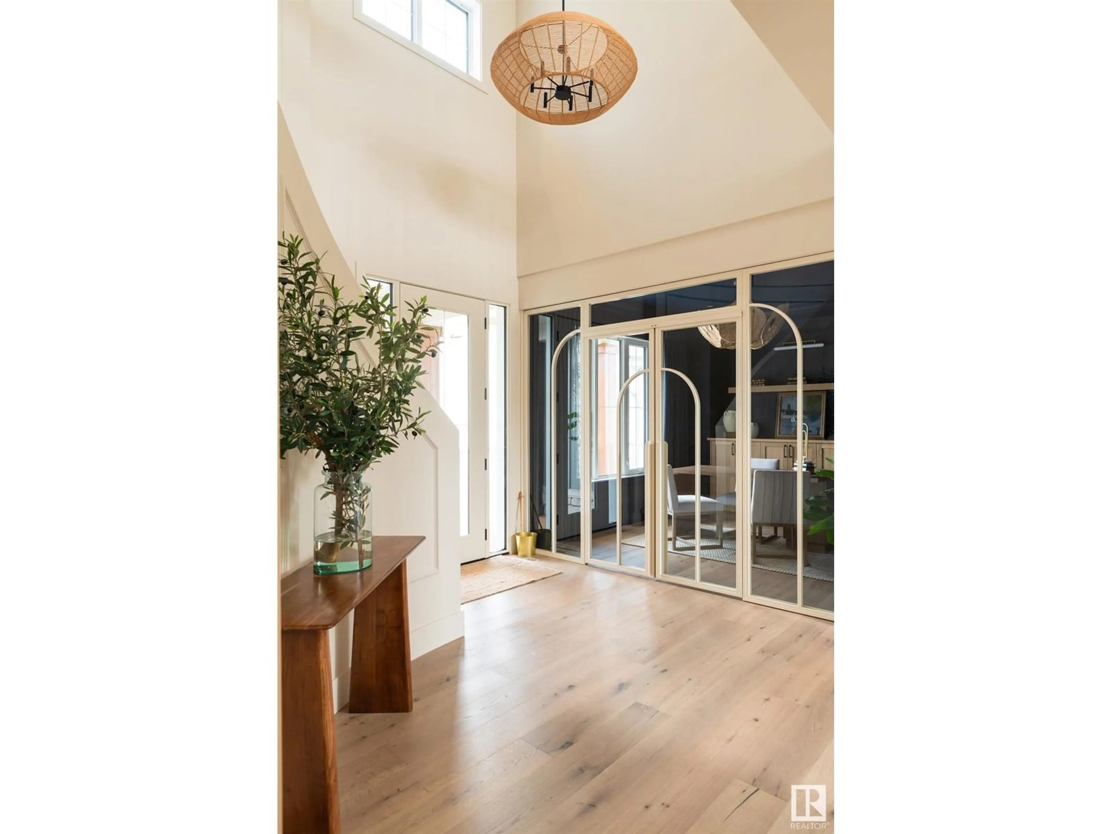 Indoor entryway for 8 JARDIN PL, St. Albert Alberta T8N8A2