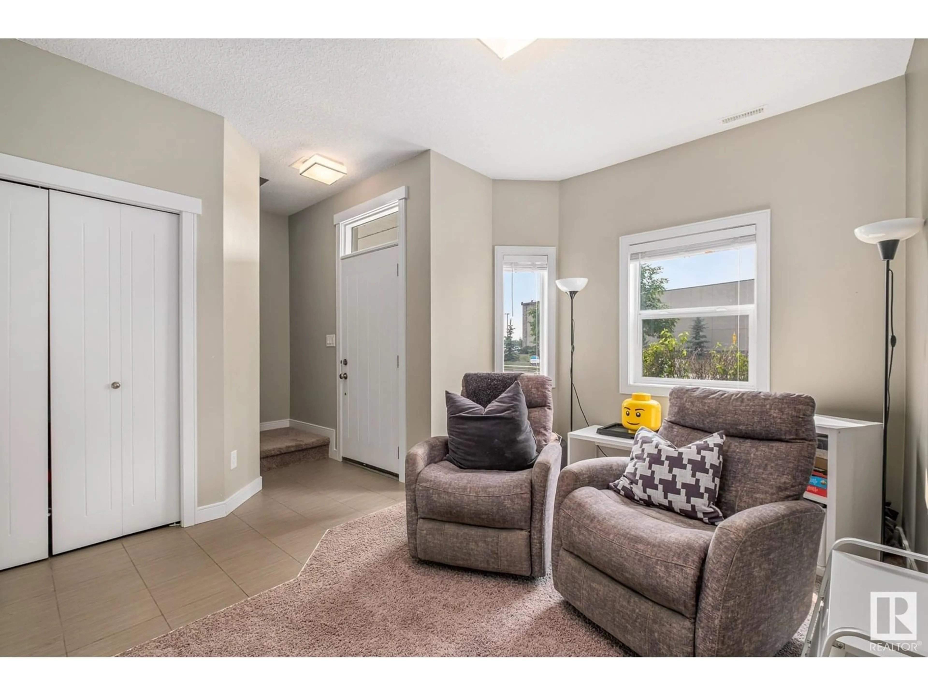 Living room with furniture, carpet floor for 13 150 EVERITT DR, St. Albert Alberta T8N7R8