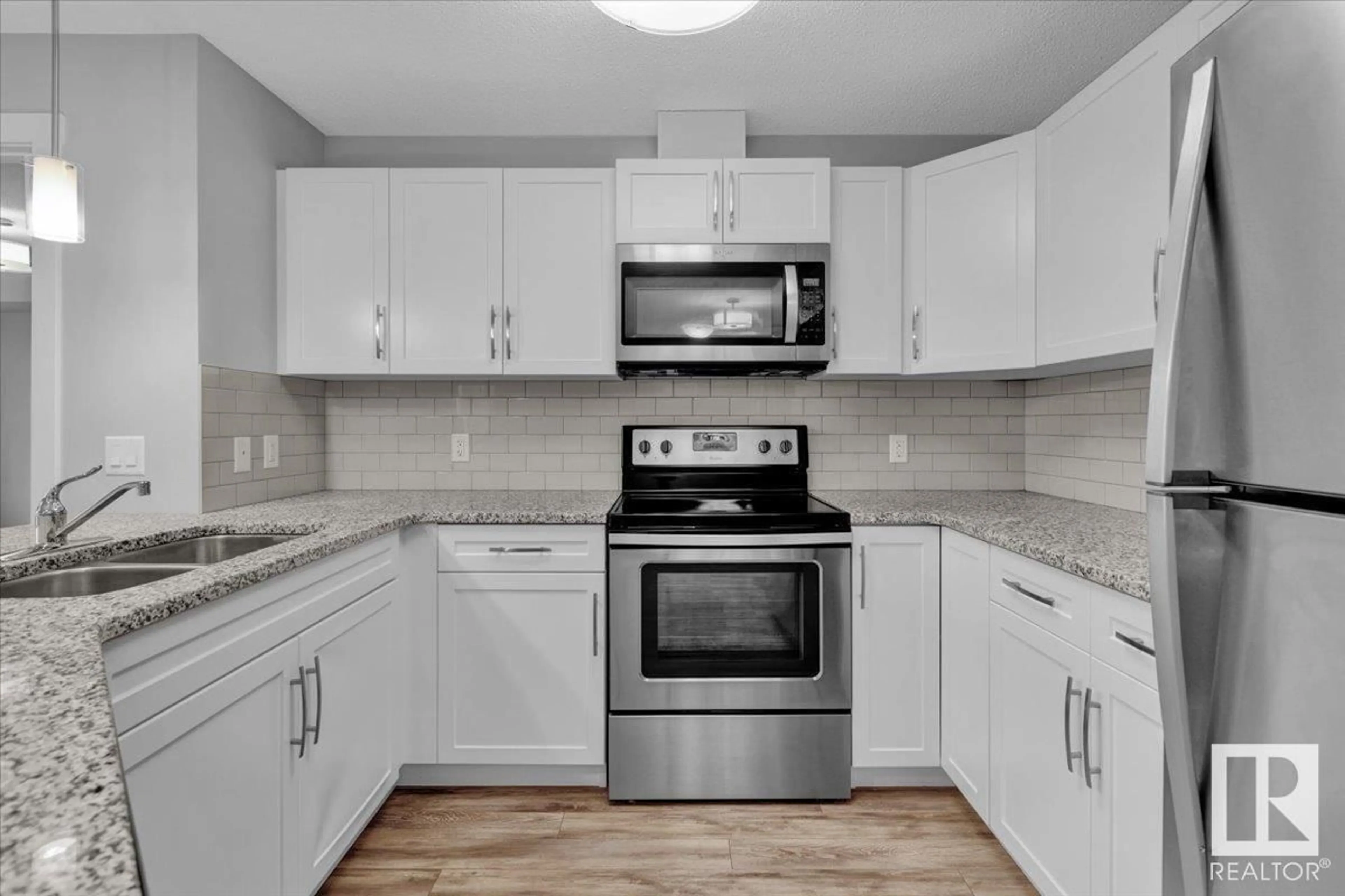 Standard kitchen, unknown for 205 2229 44 AV NW, Edmonton Alberta T6T0W6