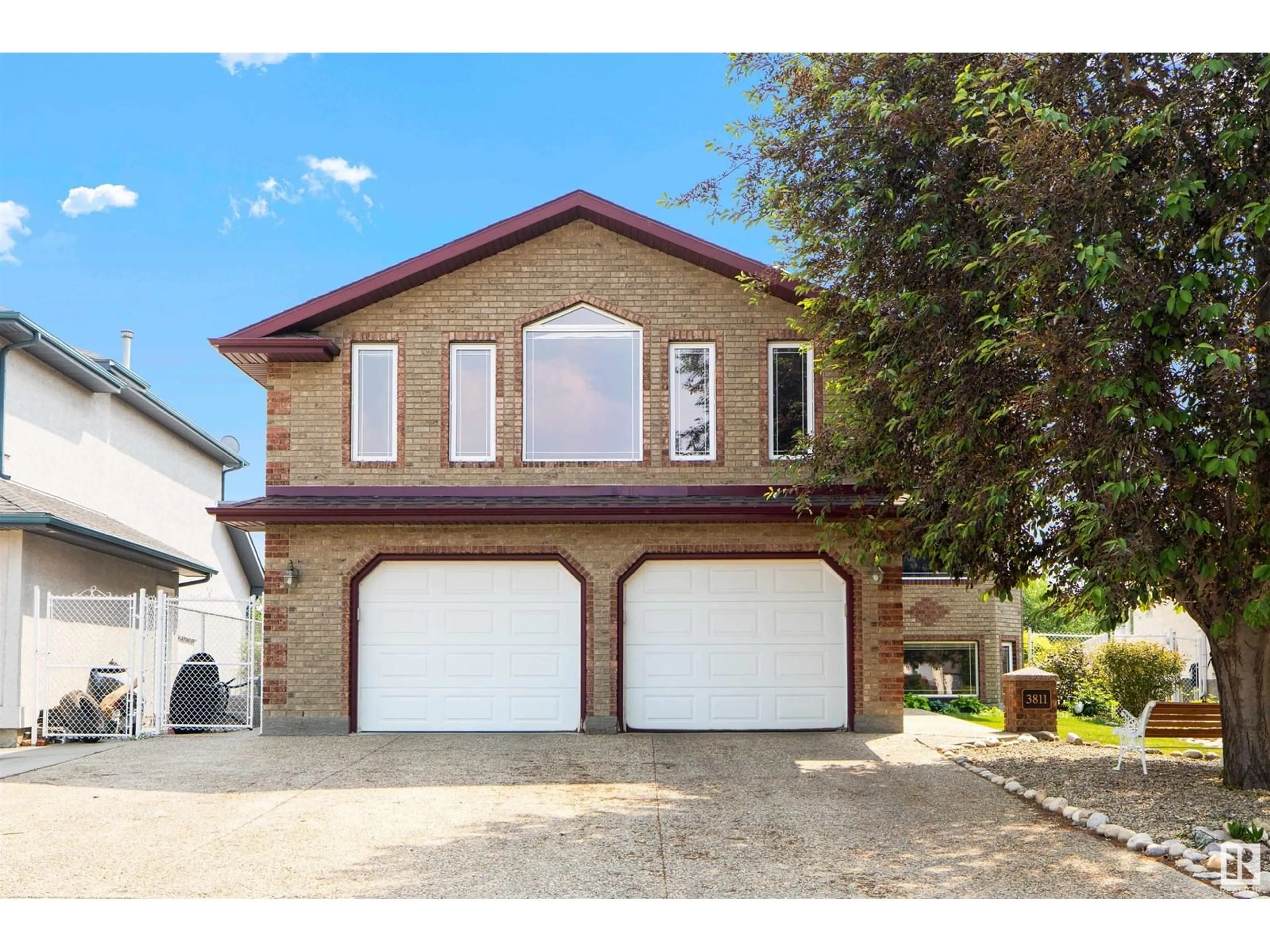 Unknown for 3811 130 AV, Edmonton Alberta T5A5G1