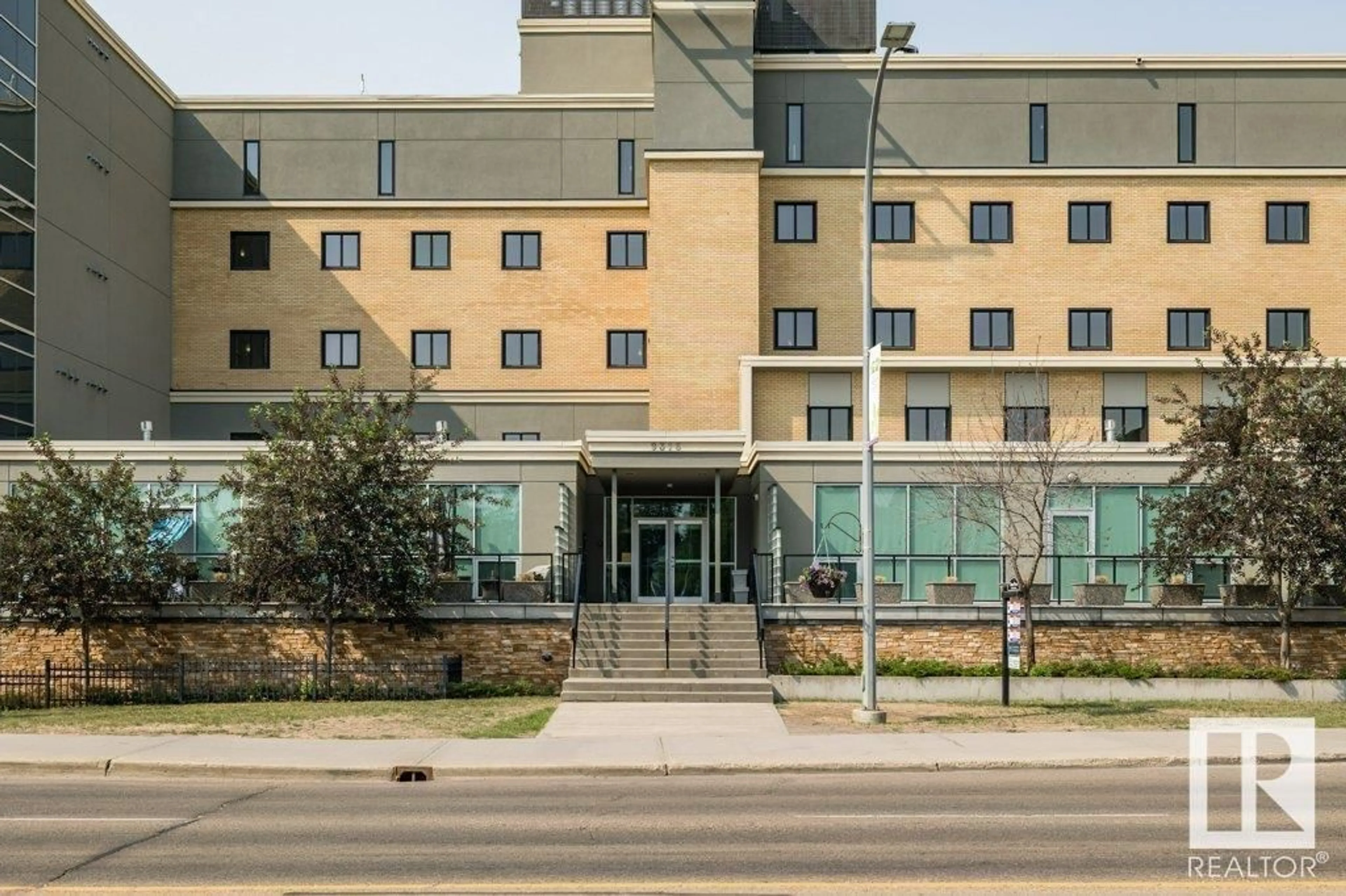 Unknown for 105 - 9316 82 AV, Edmonton Alberta T6C0Z6