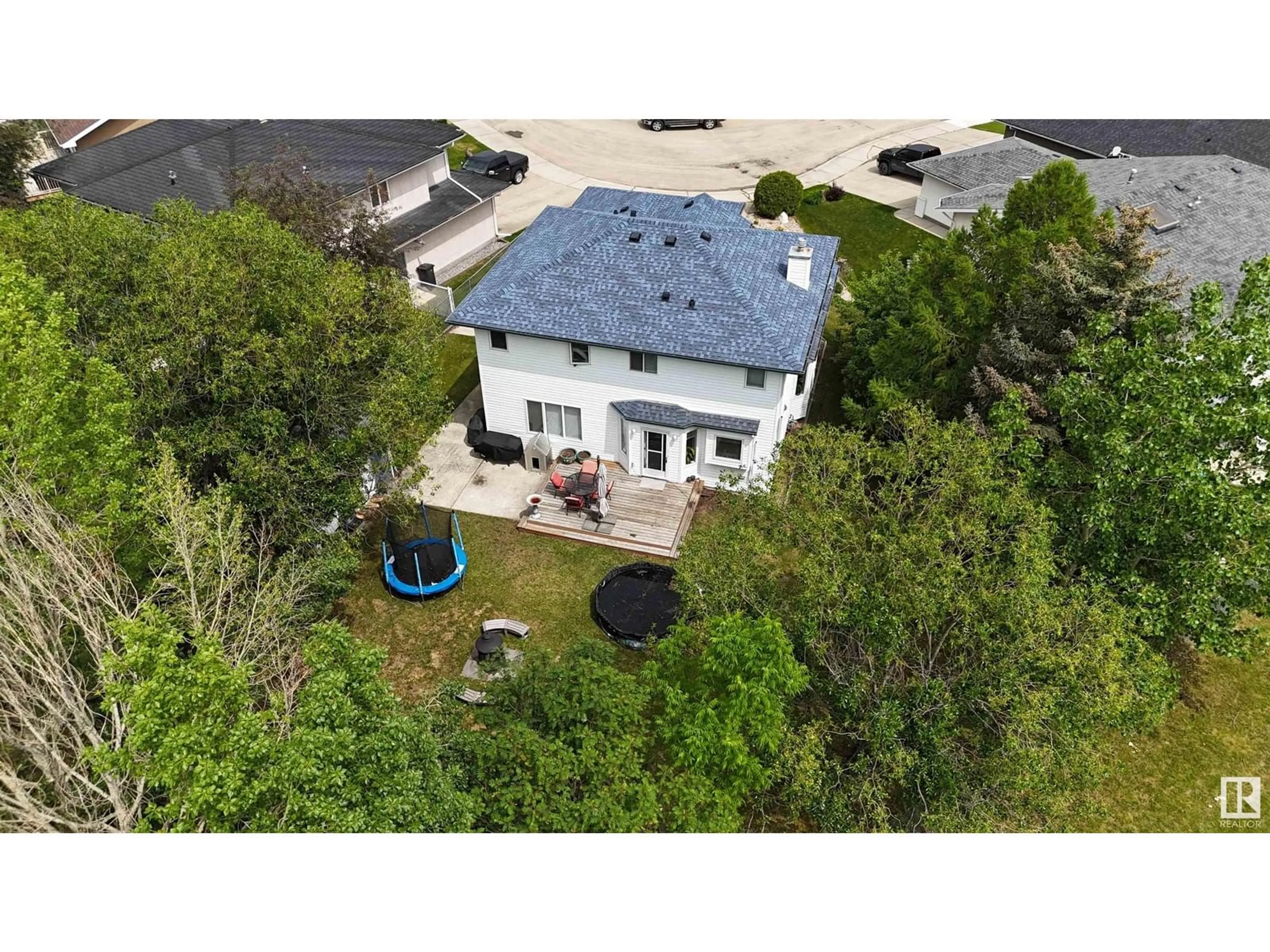 A pic from outside/outdoor area/front of a property/back of a property/a pic from drone, building for 4121 46 AV, Drayton Valley Alberta T7A1E8