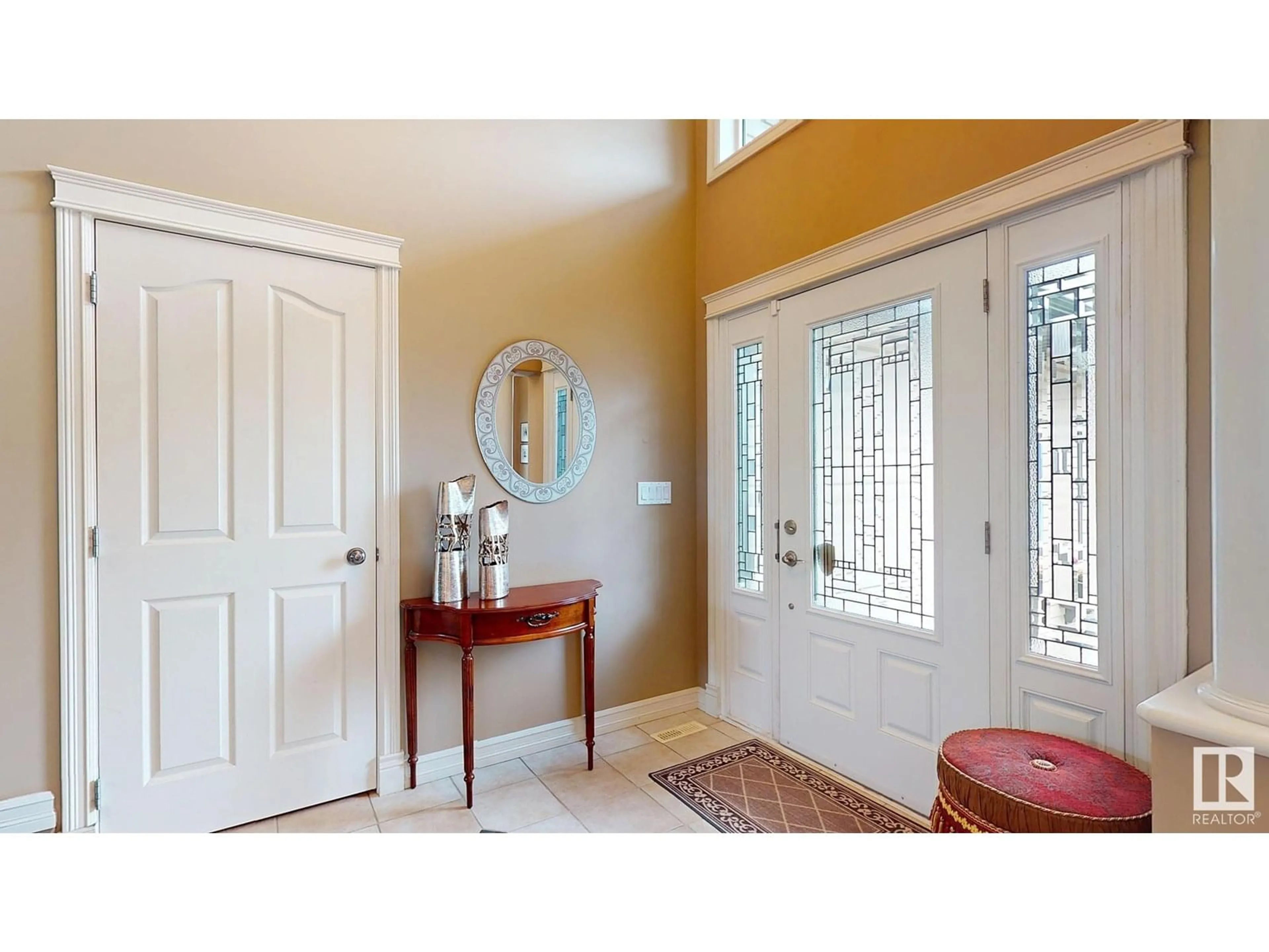 Indoor entryway for 23 DEER PARK PT, Spruce Grove Alberta T7X4N6