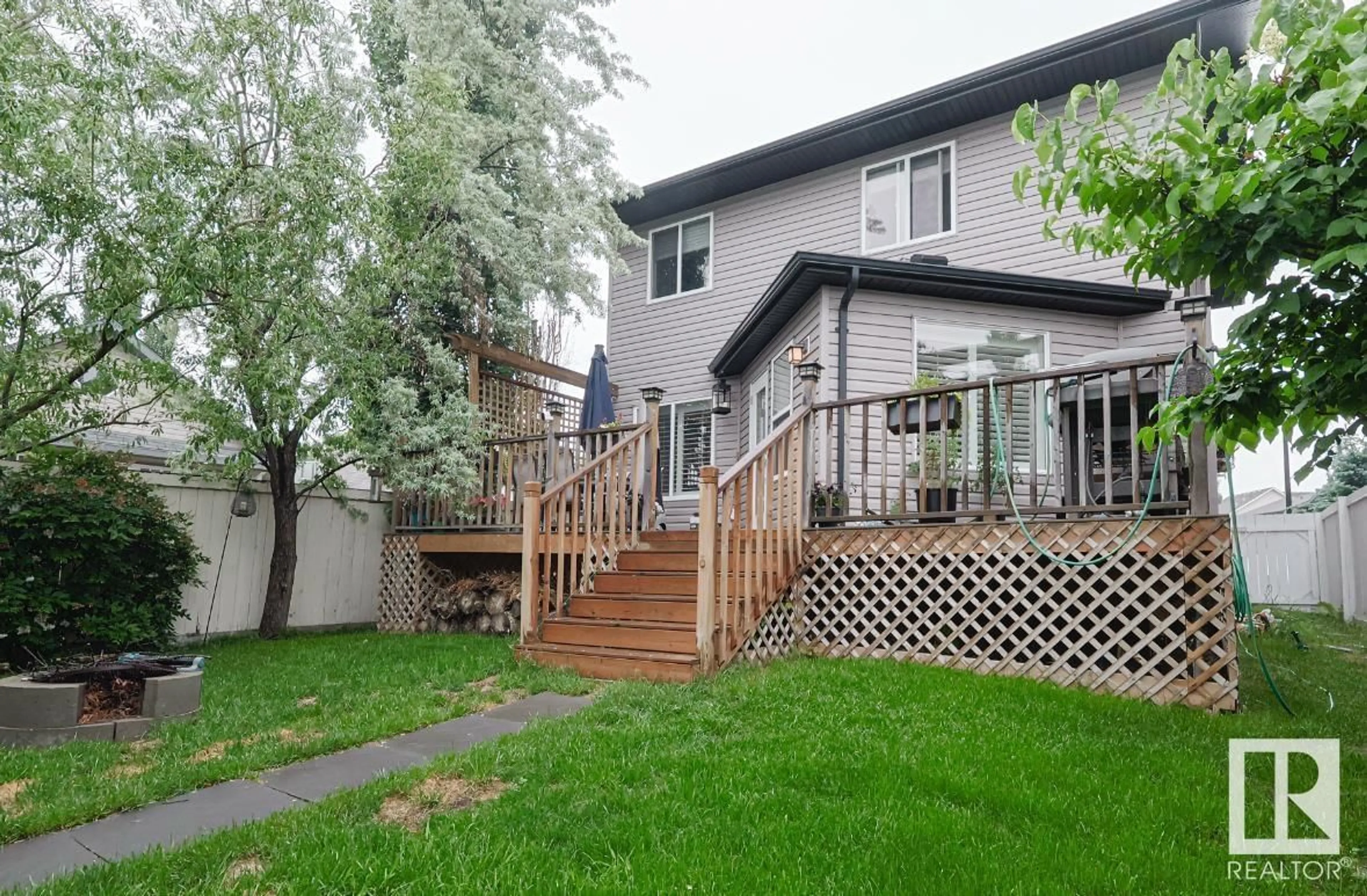 Patio, street for NW - 3112 TRELLE LO, Edmonton Alberta T7Y0A1