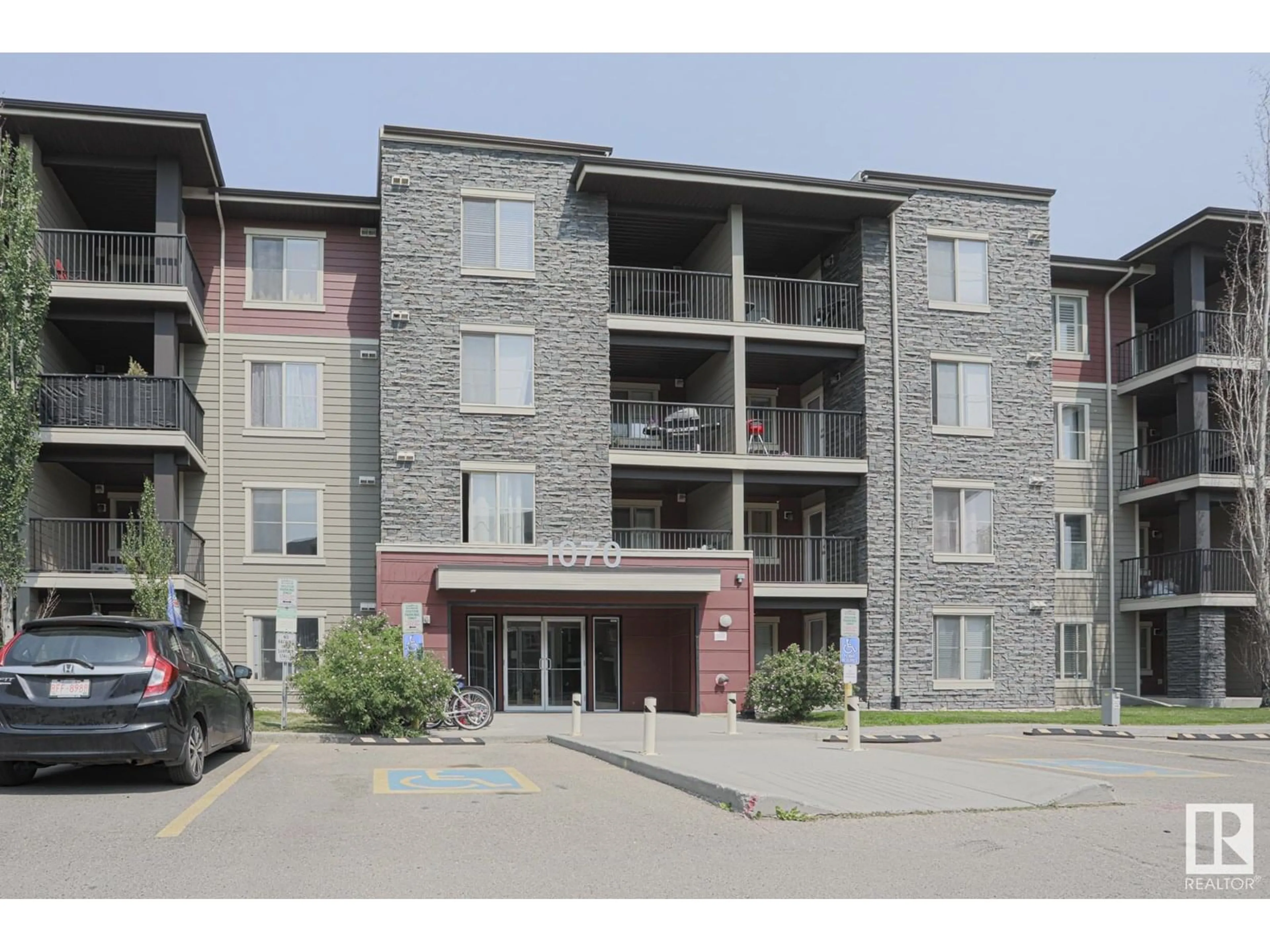 Unknown for #312 - 1070 MCCONACHIE BV, Edmonton Alberta T5Y0X1