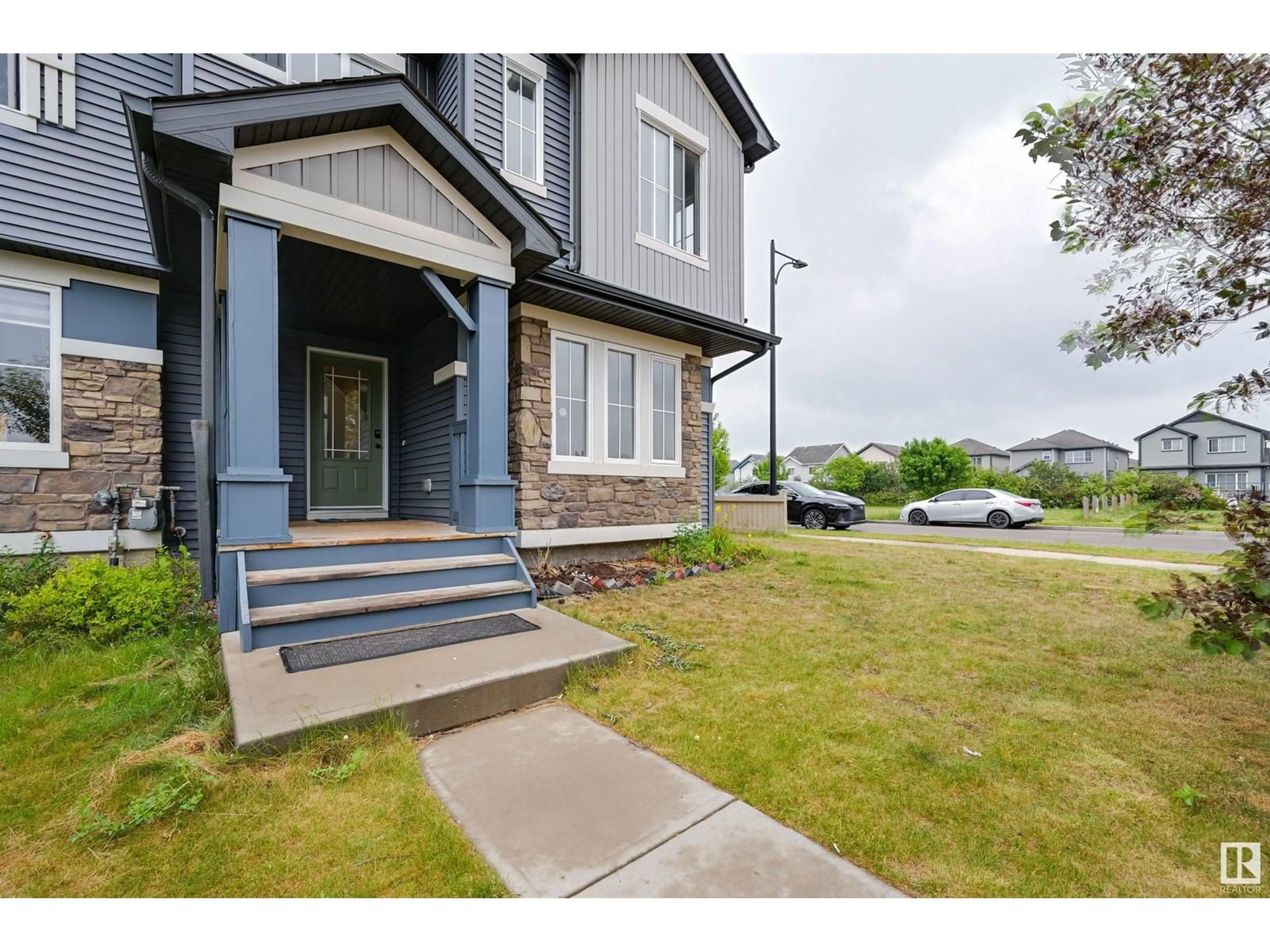 Unknown for 1807 52 ST, Edmonton Alberta T6X1Y1