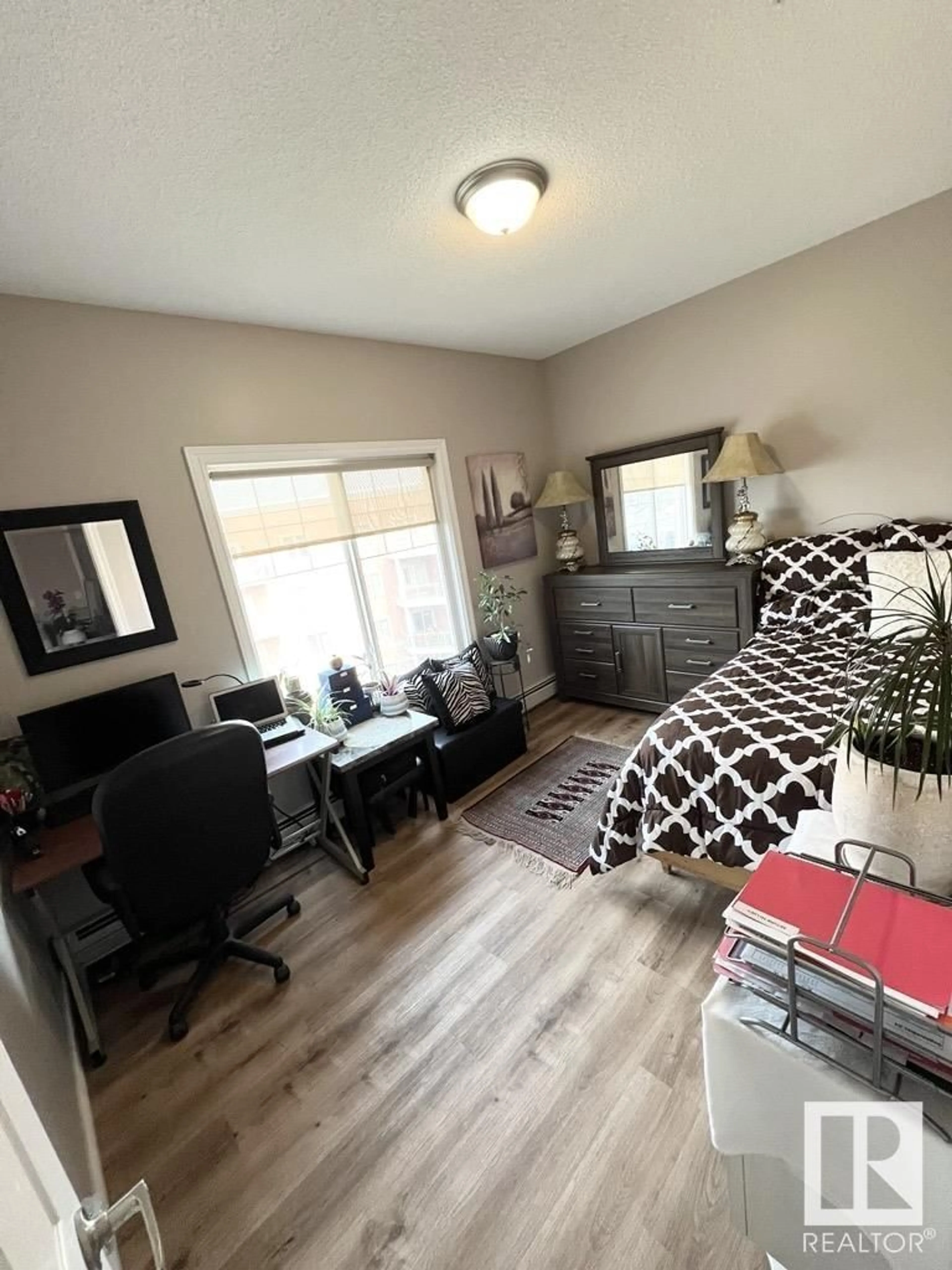 A pic of a room for #417 - 263 MACEWAN RD, Edmonton Alberta T6W0C4