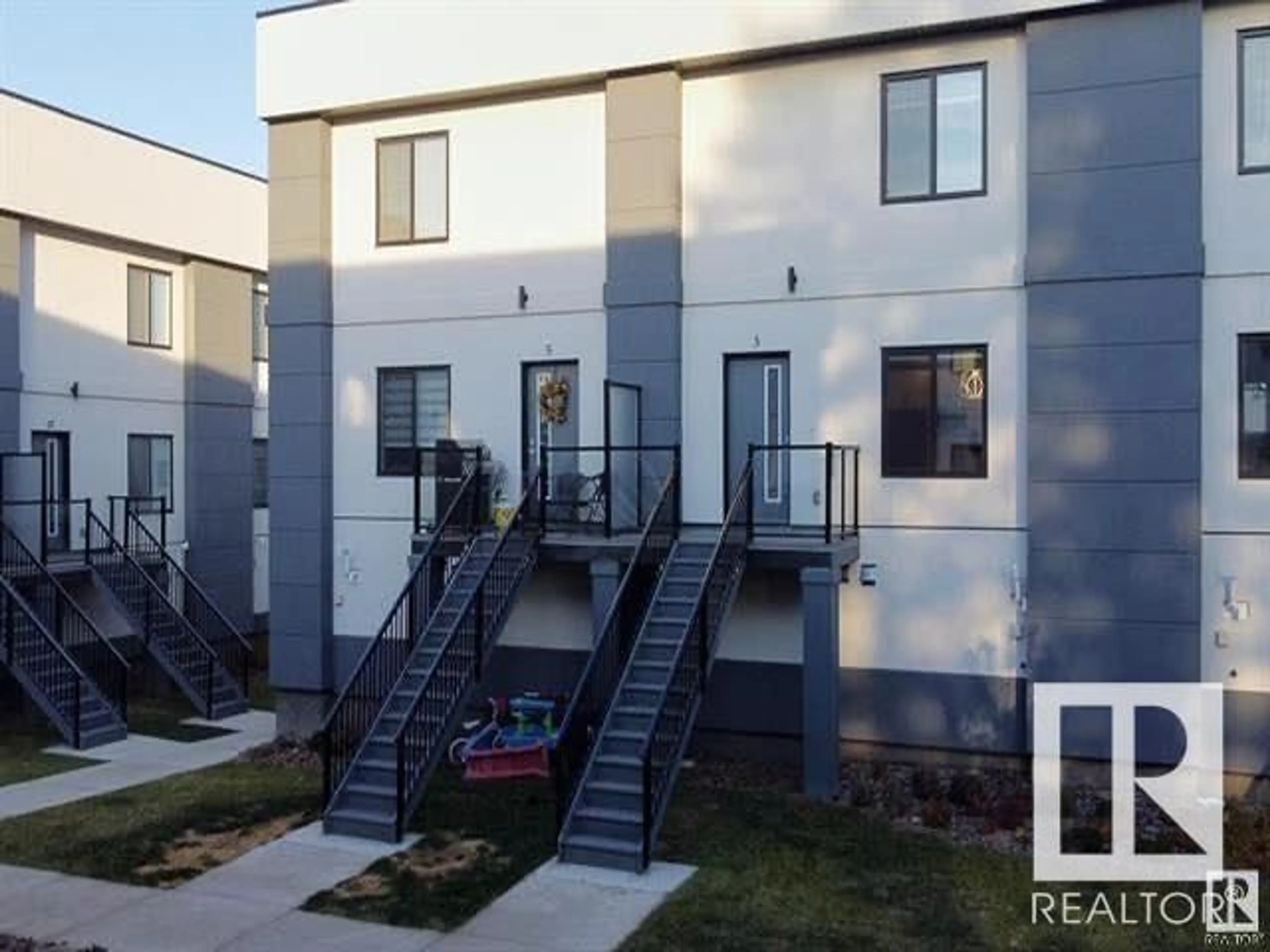 Unknown for 10 - 36 SALISBURY WY, Sherwood Park Alberta T8B1K4
