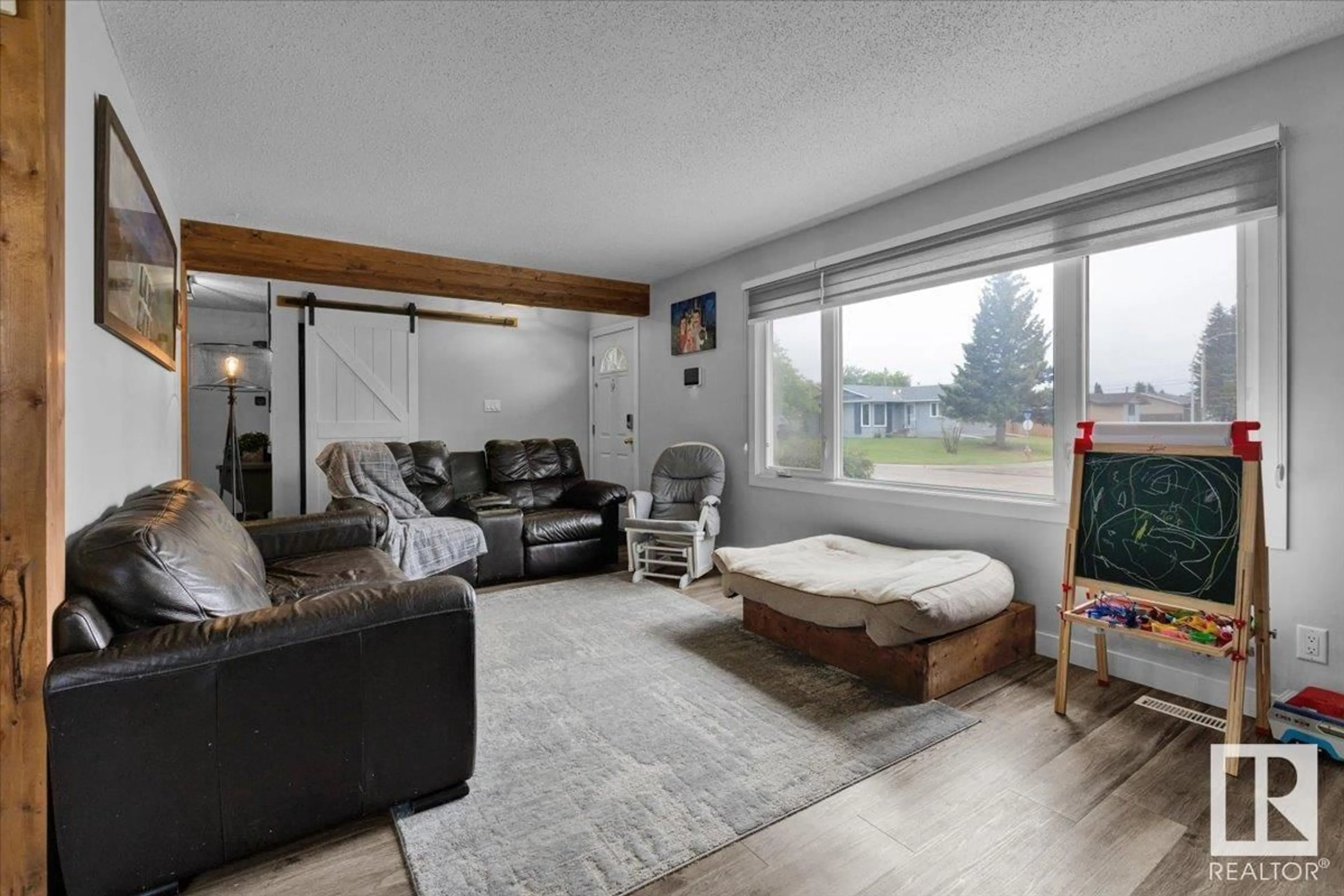 Living room with furniture, unknown for 4524 47 ST, Gibbons Alberta T0A1N0