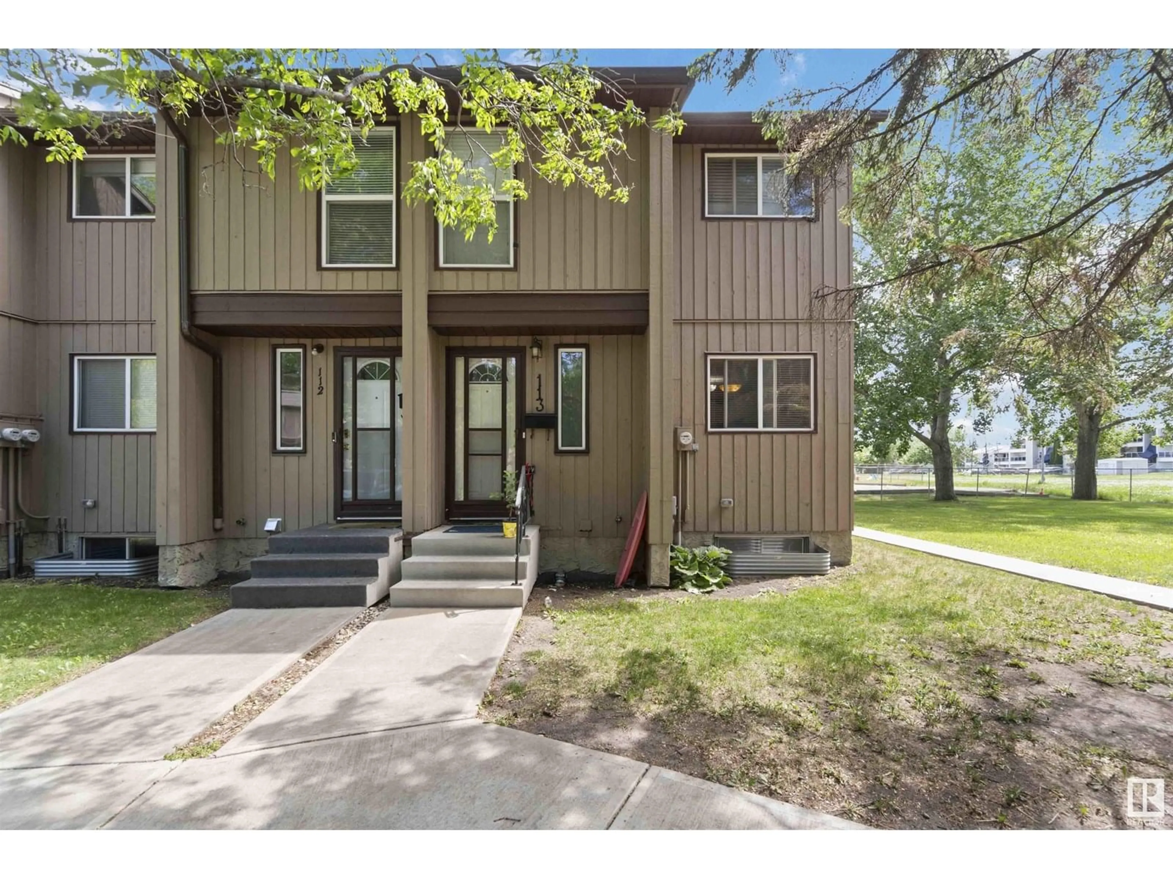 Unknown for NW - 113 10633 AV, Edmonton Alberta T6J4N4