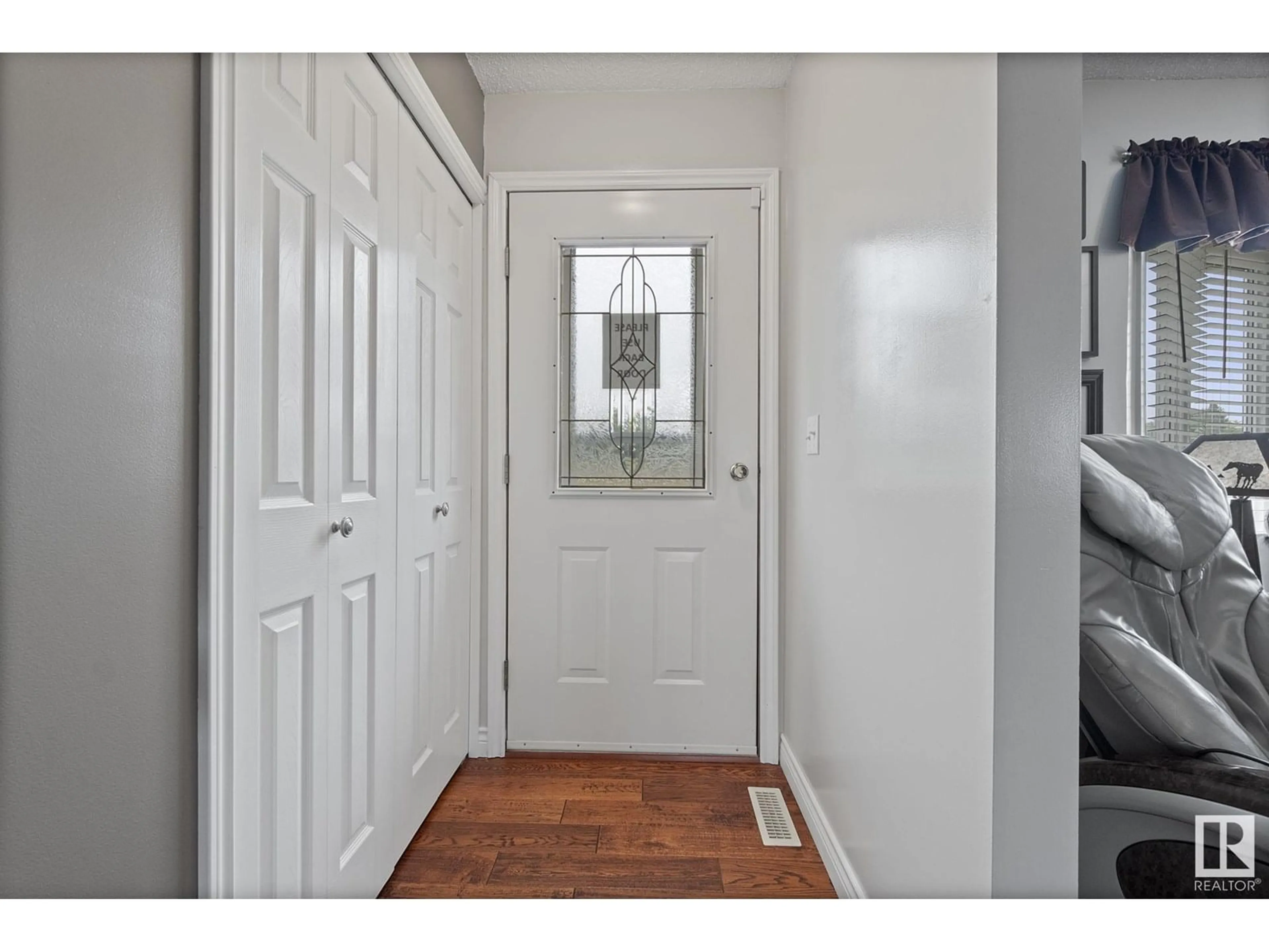 Indoor entryway for 52349 - 314 RGE ROAD 222, Rural Strathcona County Alberta T8C1A4
