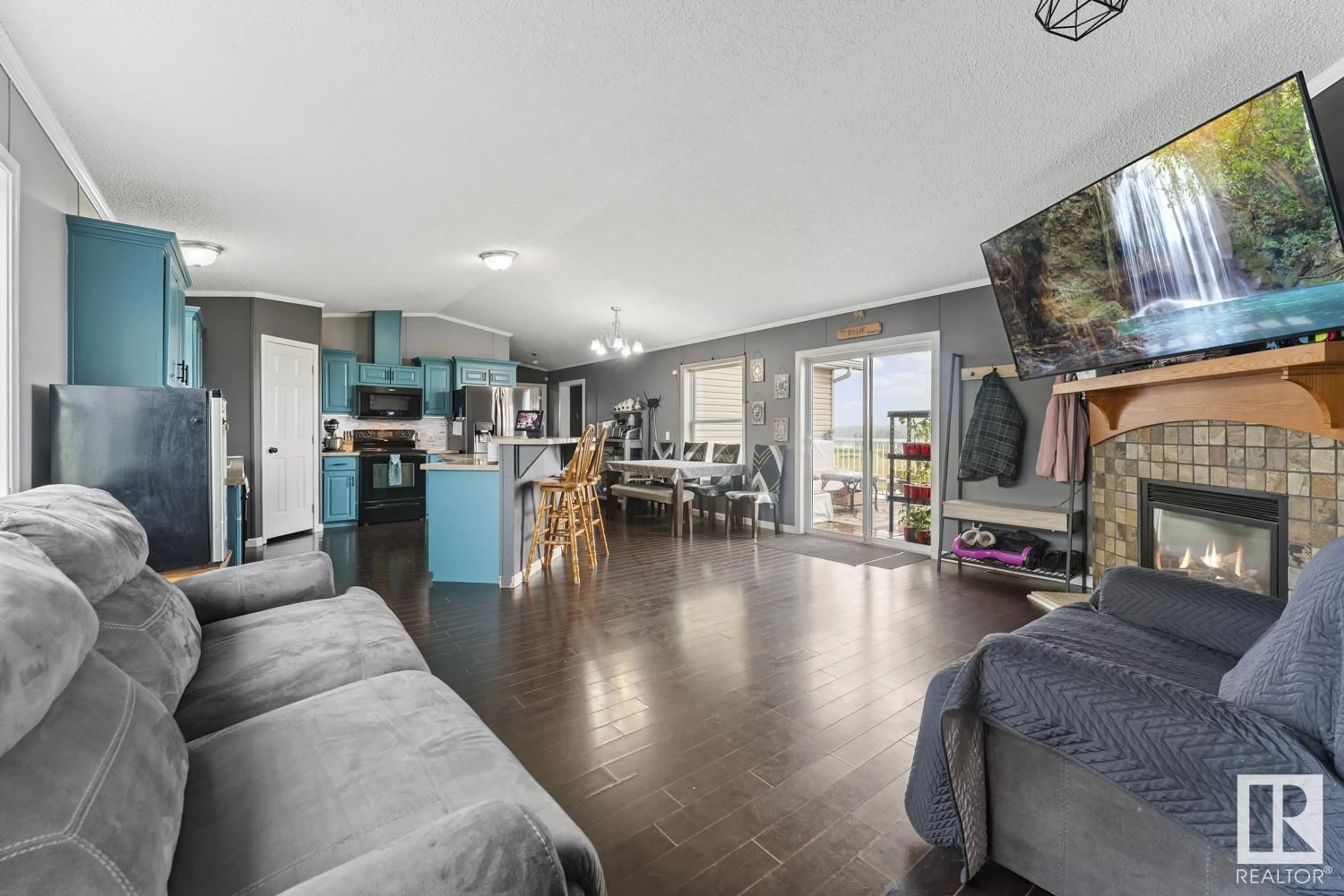 Open concept kitchen, unknown for 42025 TOWNSHIP ROAD 614, Rural Bonnyville M.D. Alberta T9M0T0