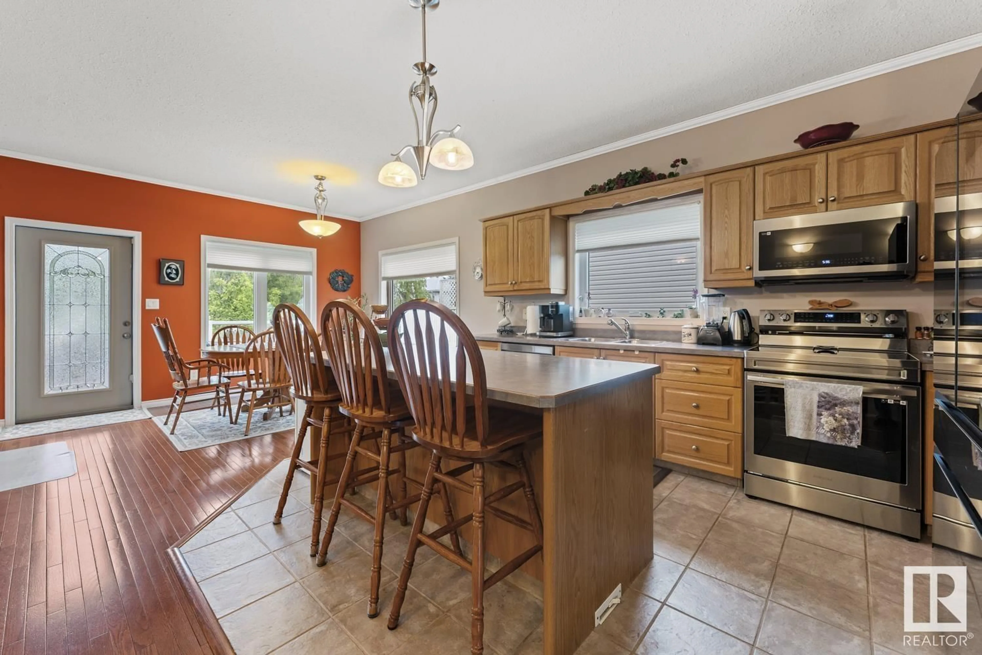 Unknown for 609 26 STREET ST, Cold Lake Alberta T9M1M6