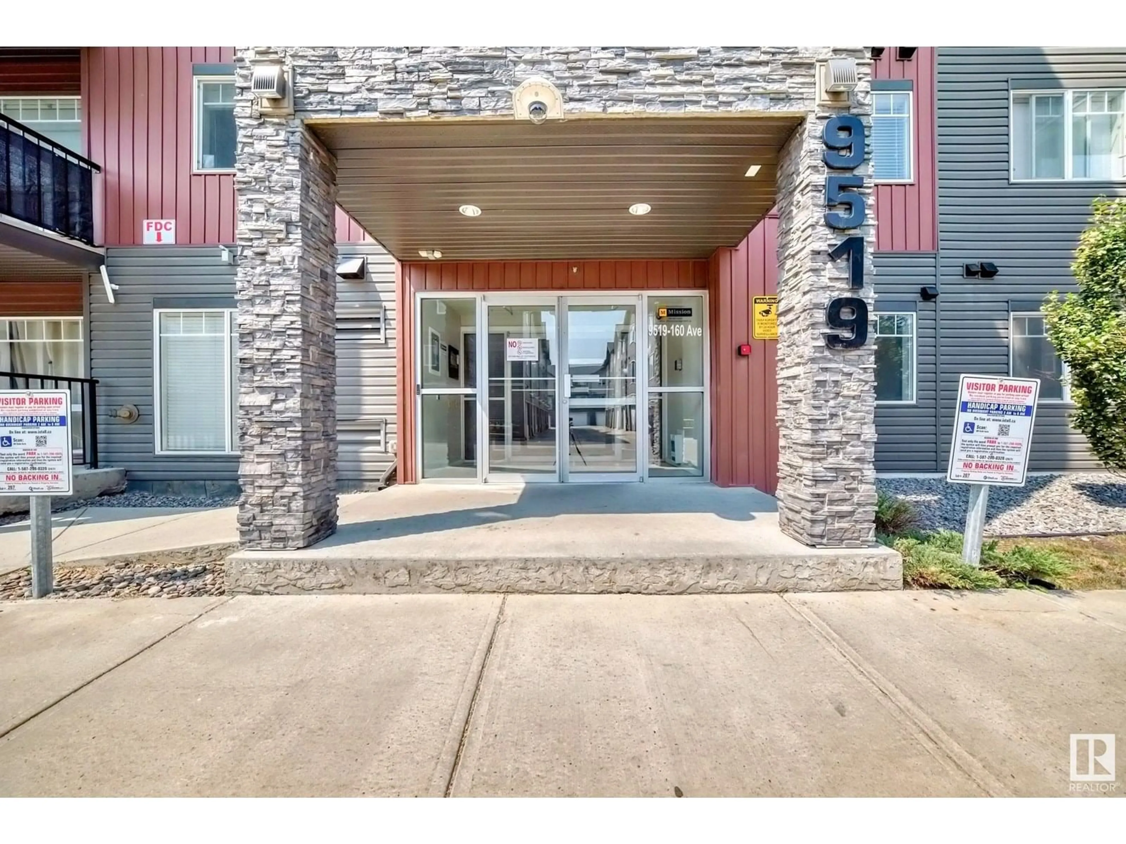 Indoor foyer for #104 - 9519 160 AV, Edmonton Alberta T5Z0N1