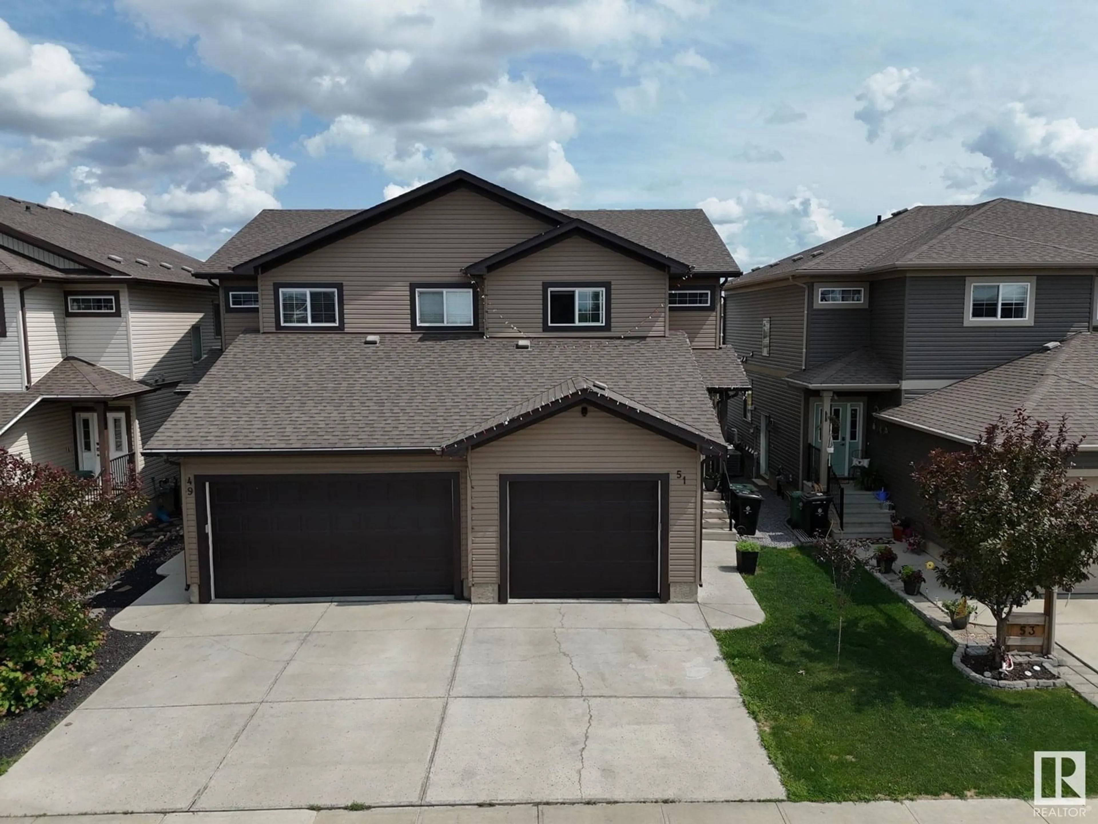 A pic from outside/outdoor area/front of a property/back of a property/a pic from drone, street for 51 RICHMOND LI, Fort Saskatchewan Alberta T8L0S2