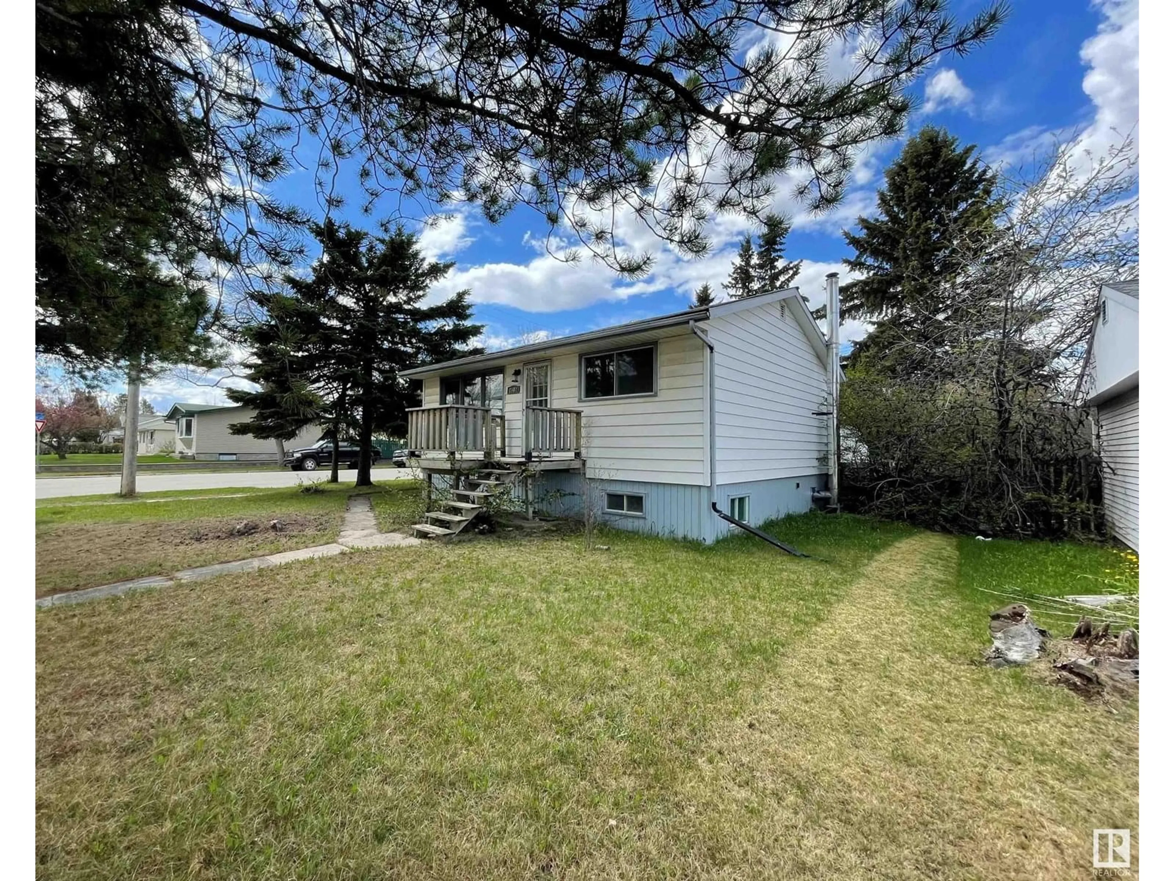 Unknown for 4904 47 ST, Drayton Valley Alberta T7A1H8