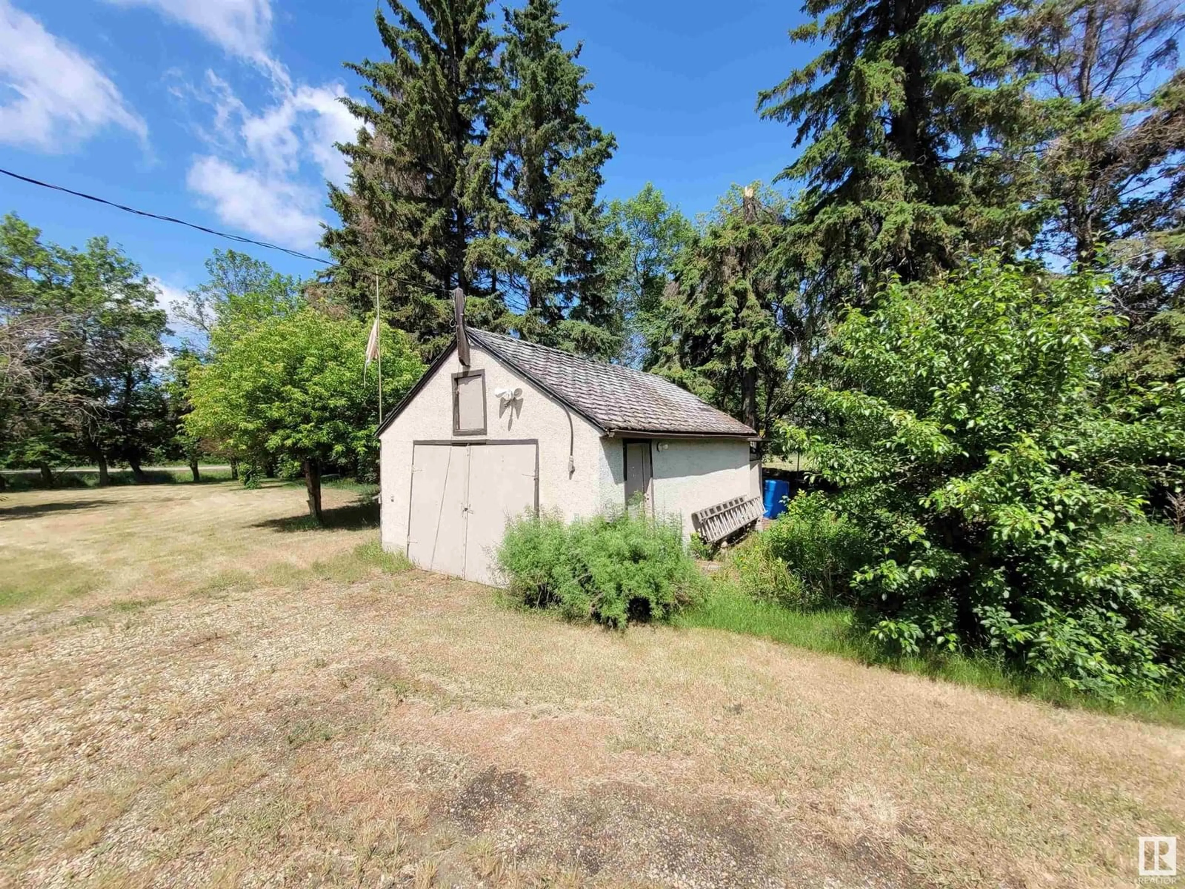Shed for 22078 WYE RD, Rural Strathcona County Alberta T8E2G7