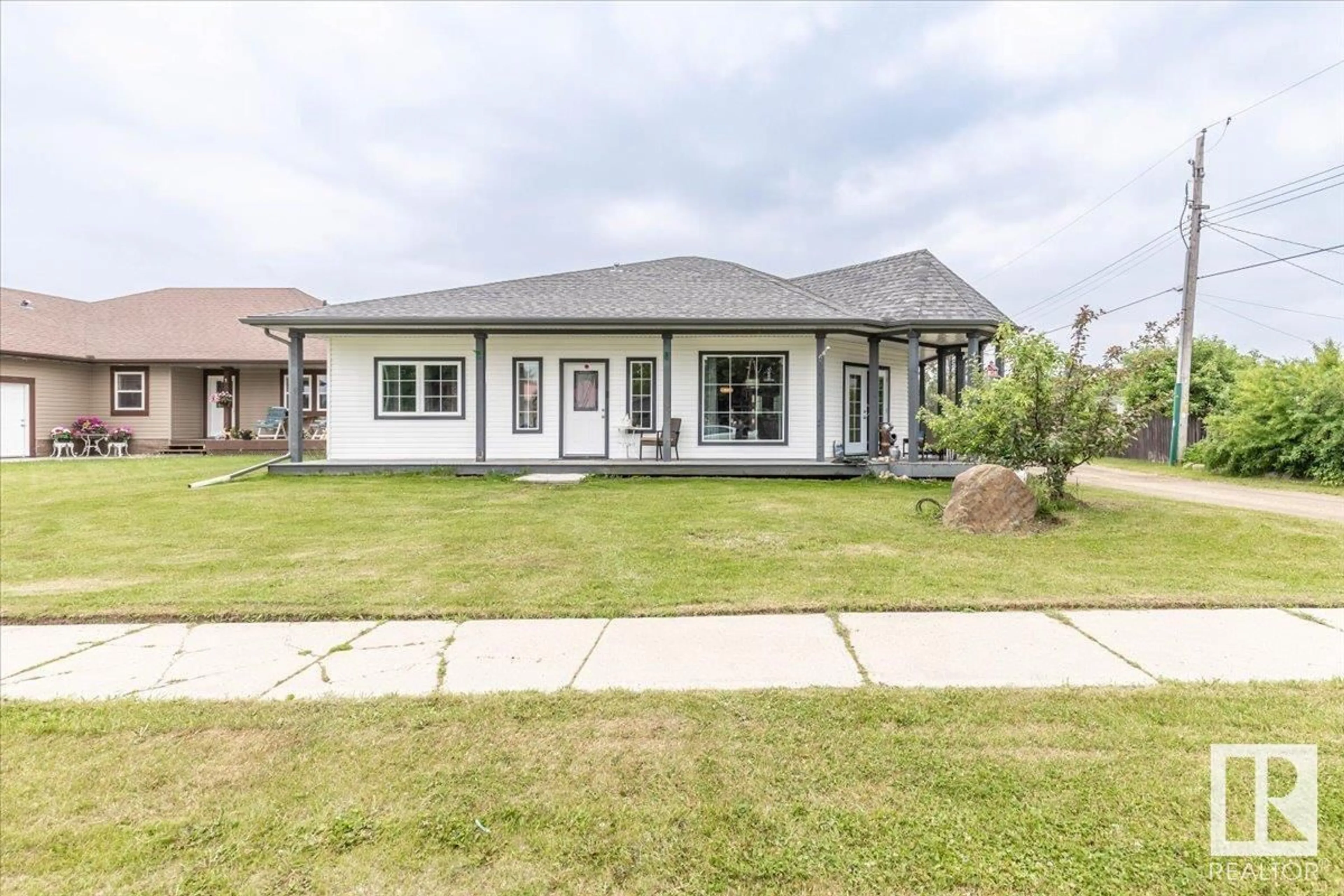 Unknown for 4711 52 AVE, Warburg Alberta T0C2T0