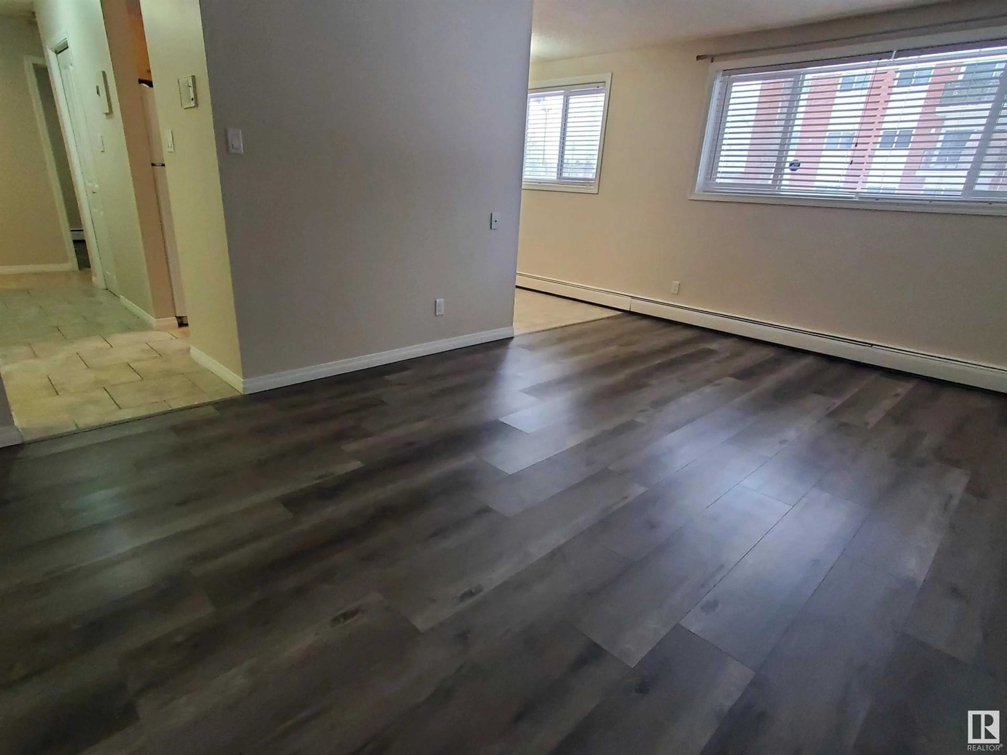 A pic of a room for 105 - 10149 83 AV, Edmonton Alberta T6E2C5