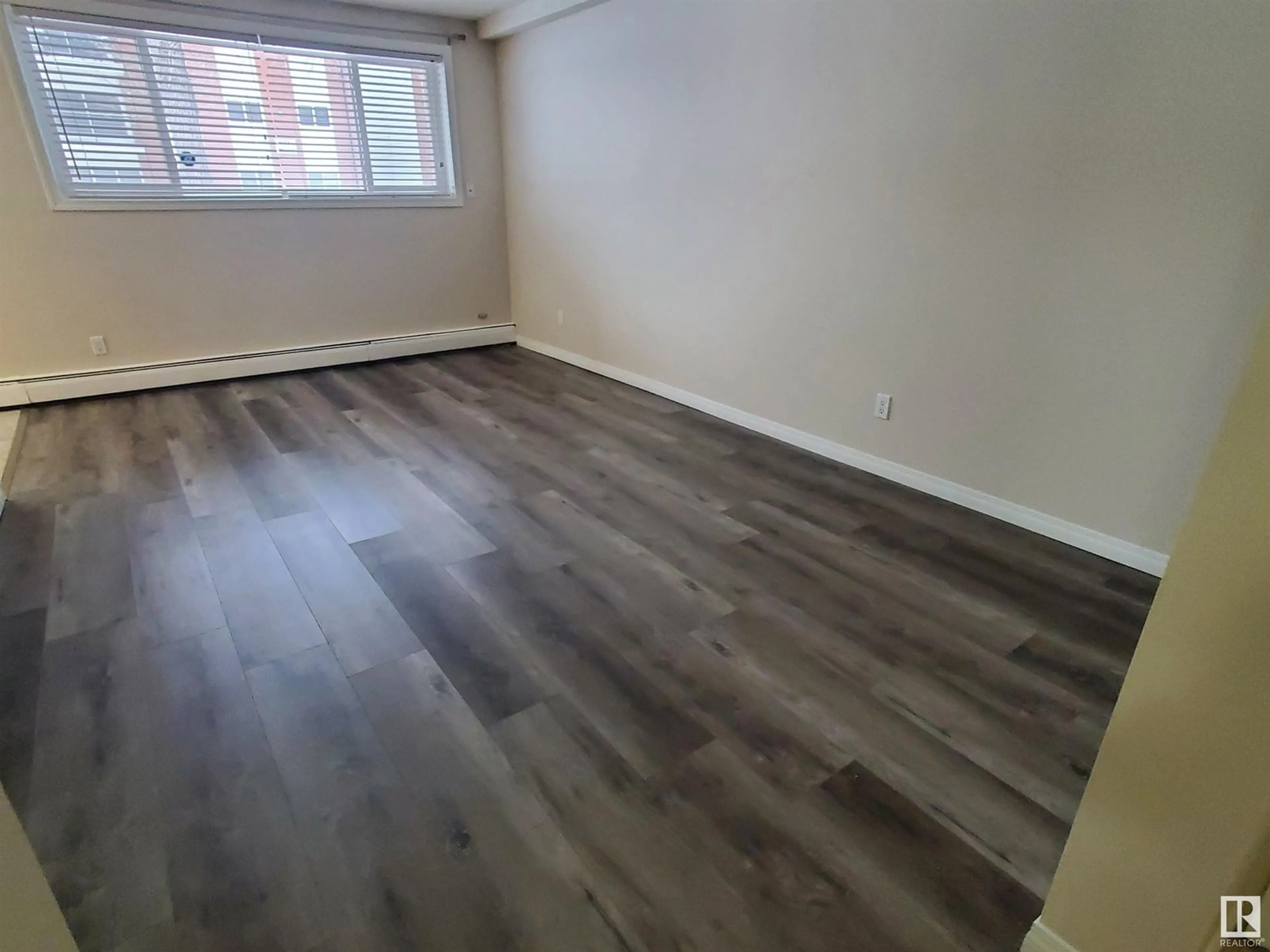 A pic of a room for 105 - 10149 83 AV, Edmonton Alberta T6E2C5