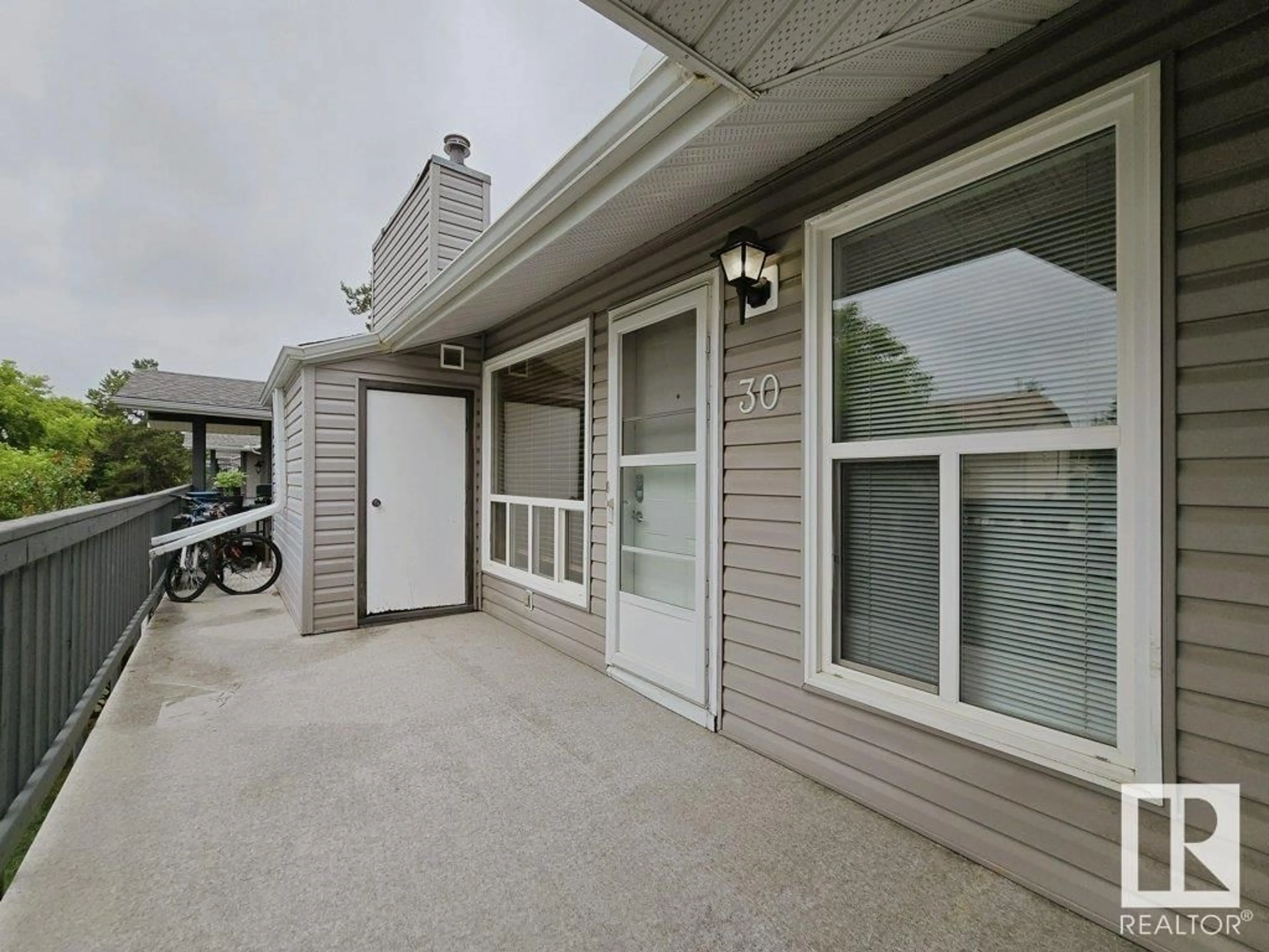 Patio, street for #30 - 1503 MILLWOODS EAST RD, Edmonton Alberta T6L4C2