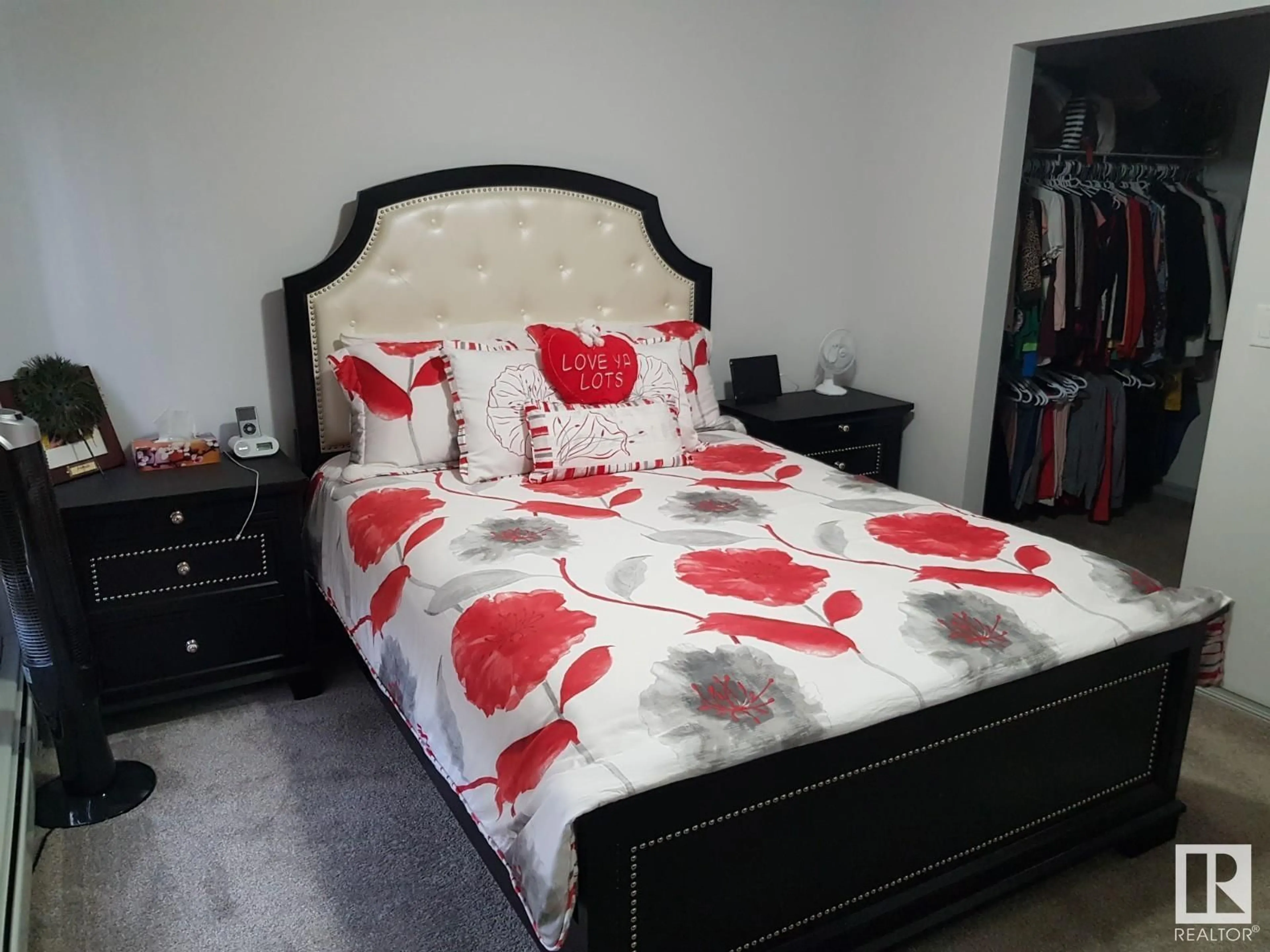Bedroom with bed, carpet floor for 117 - 2204 44 AV NW, Edmonton Alberta T6T0G5