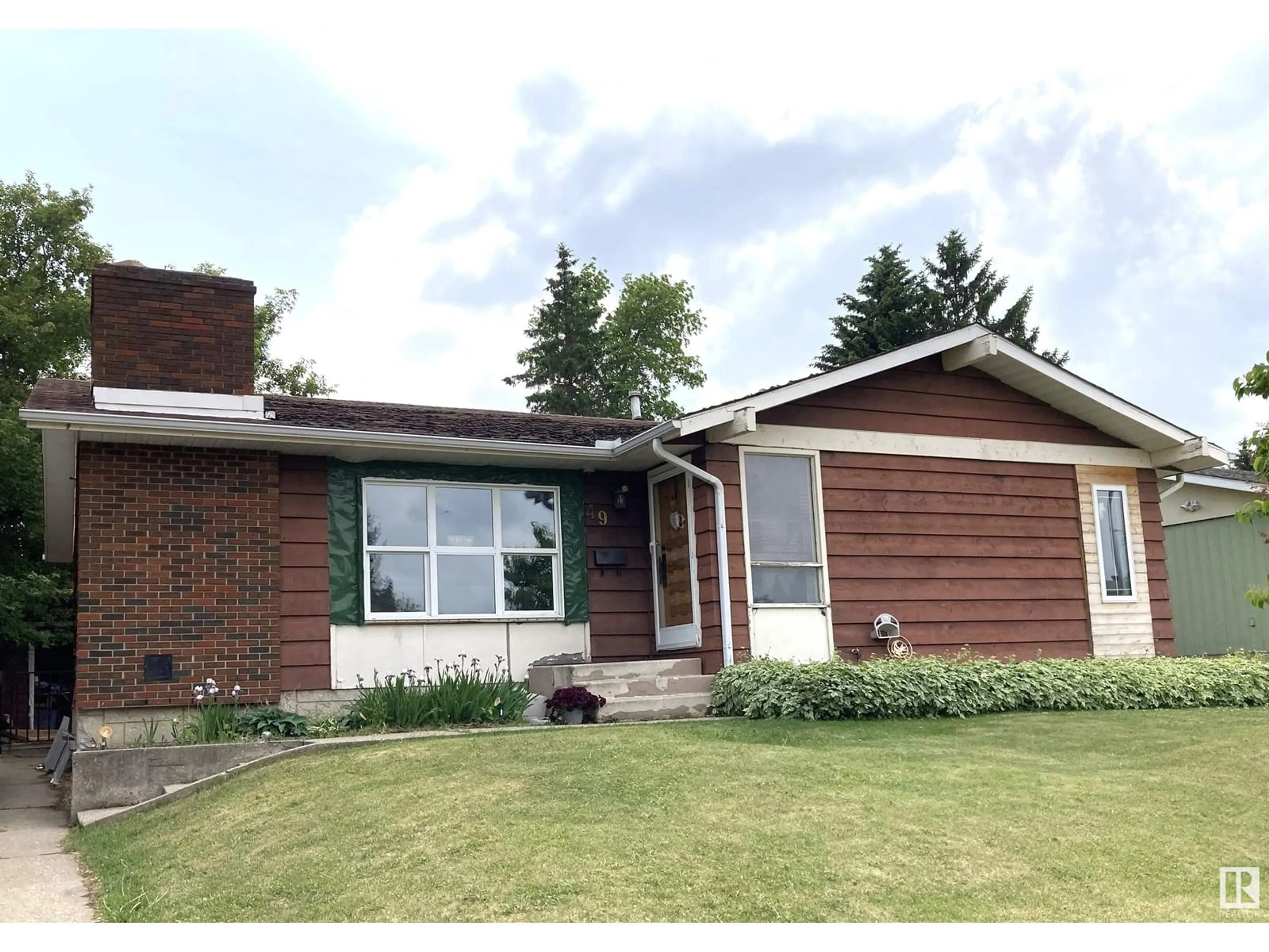 Home with brick exterior material, street for 49 GALLOWAY DR, Sherwood Park Alberta T8A2M1