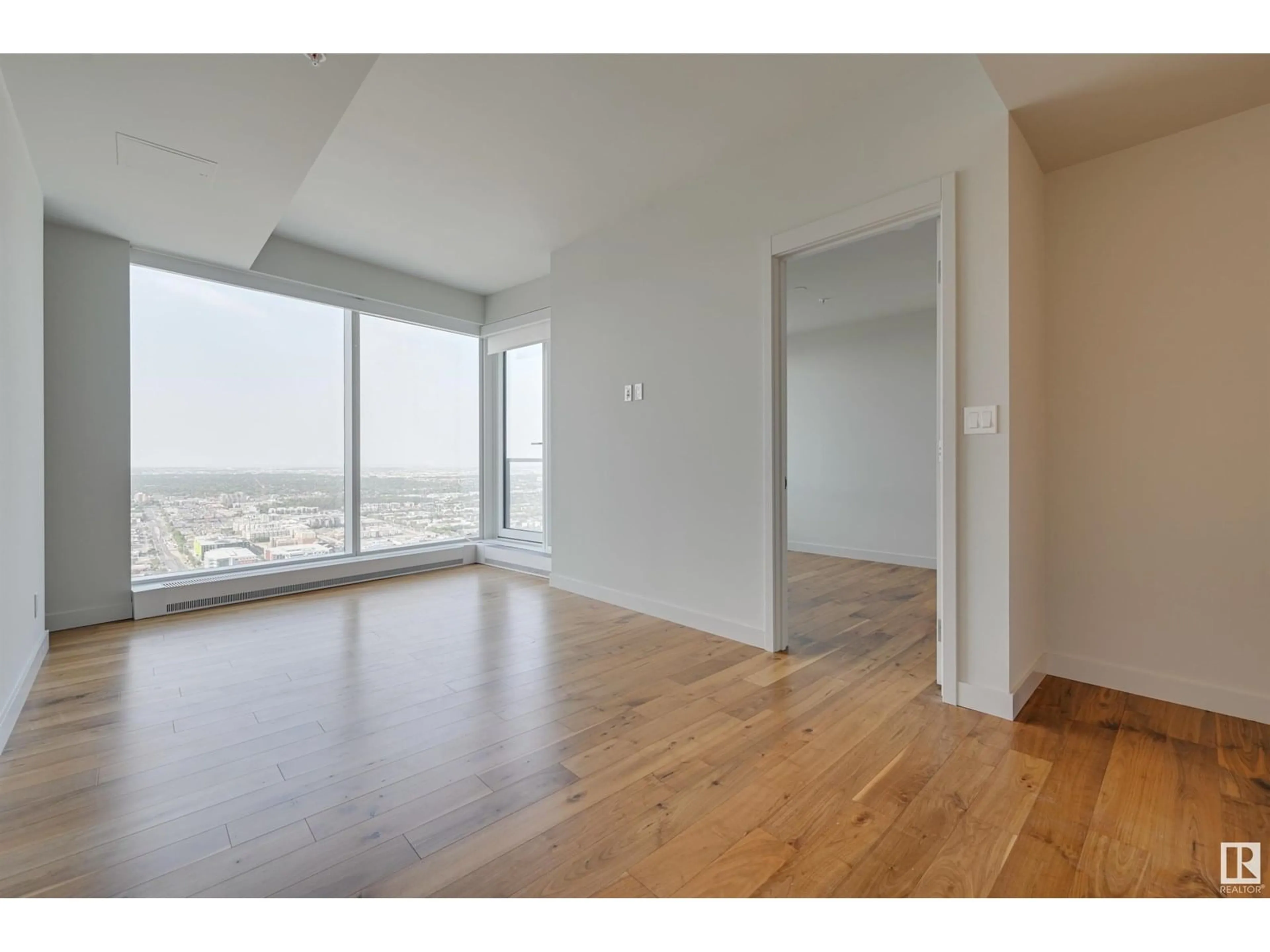 A pic of a room for 10360 - 4207 102 ST NW, Edmonton Alberta T5J0K6
