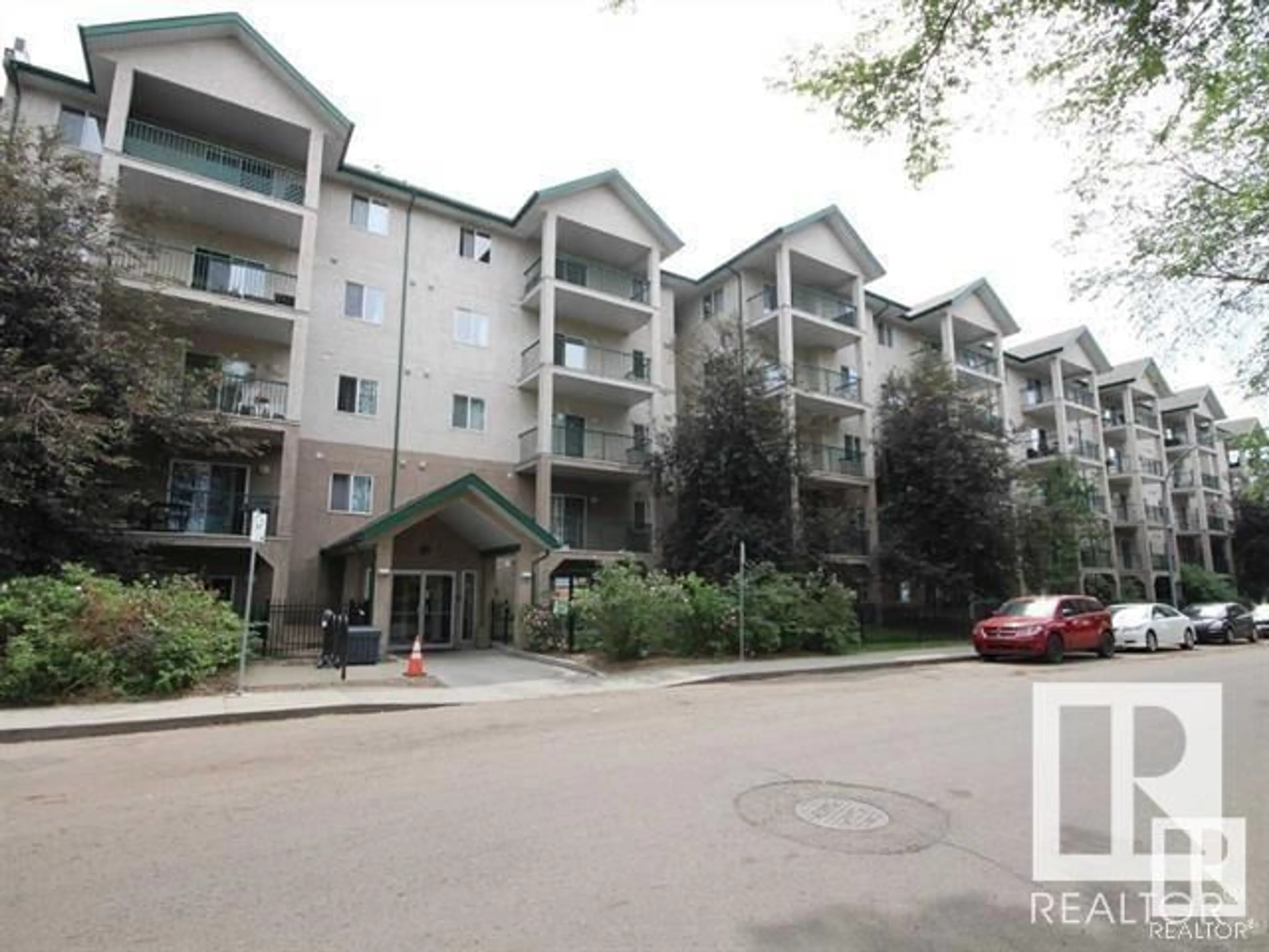 Unknown for 231 - 11325 83 ST, Edmonton Alberta T5B4W5