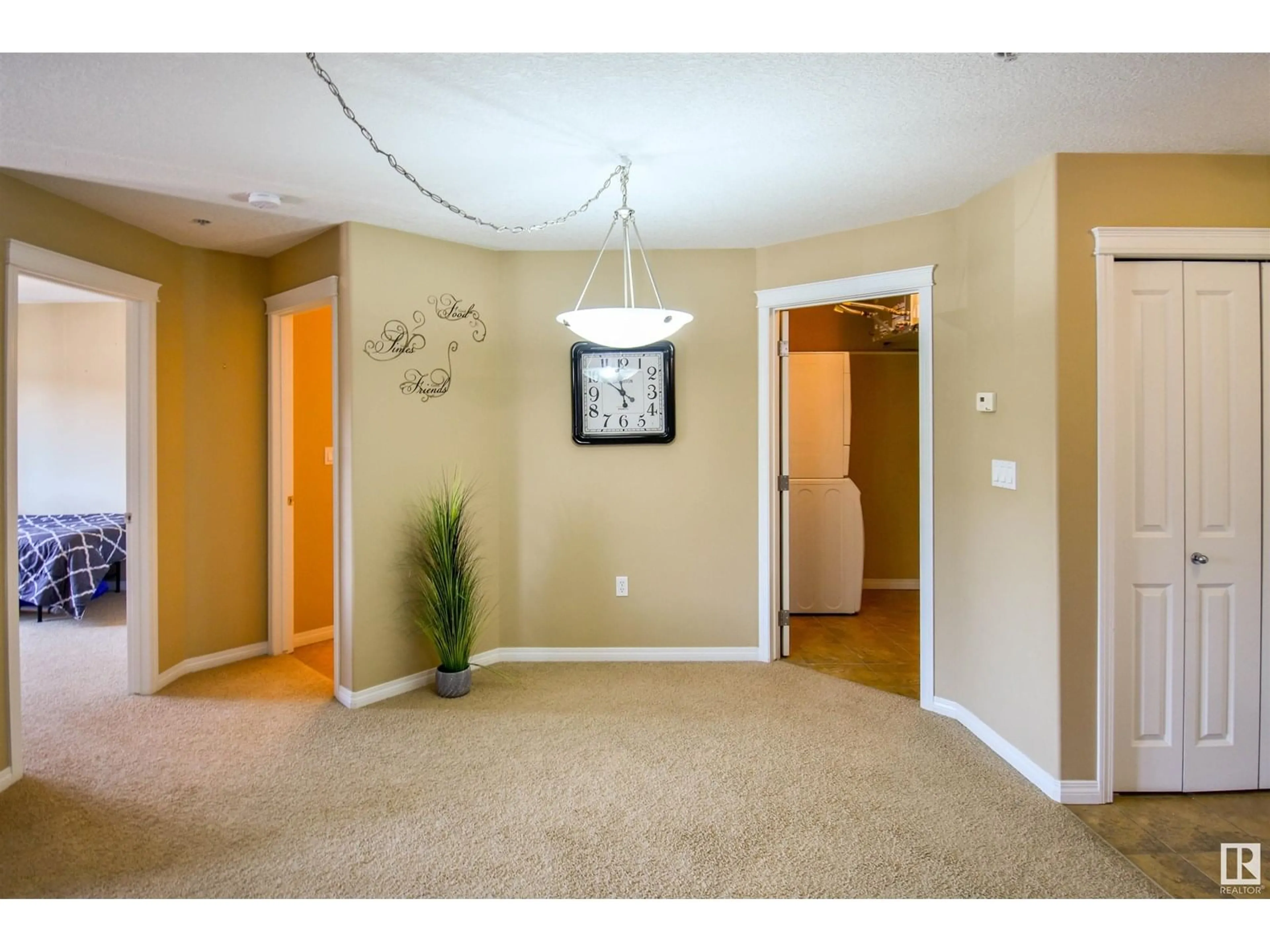 Unknown for 204 - 300 SPRUCE RIDGE RD, Spruce Grove Alberta T7X0H6