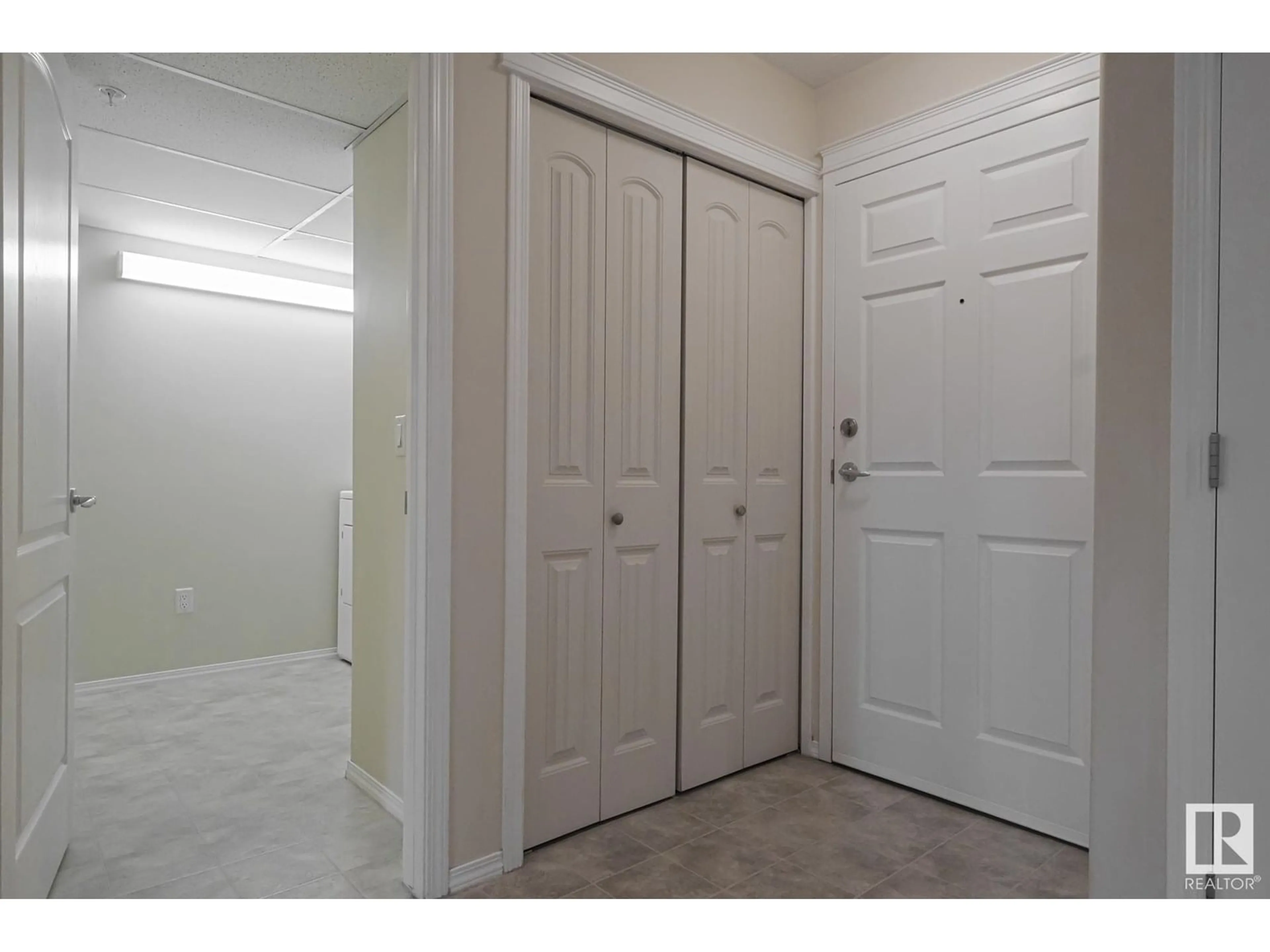 Unknown for #409 - 261 YOUVILLE DR, Edmonton Alberta T6L7H3