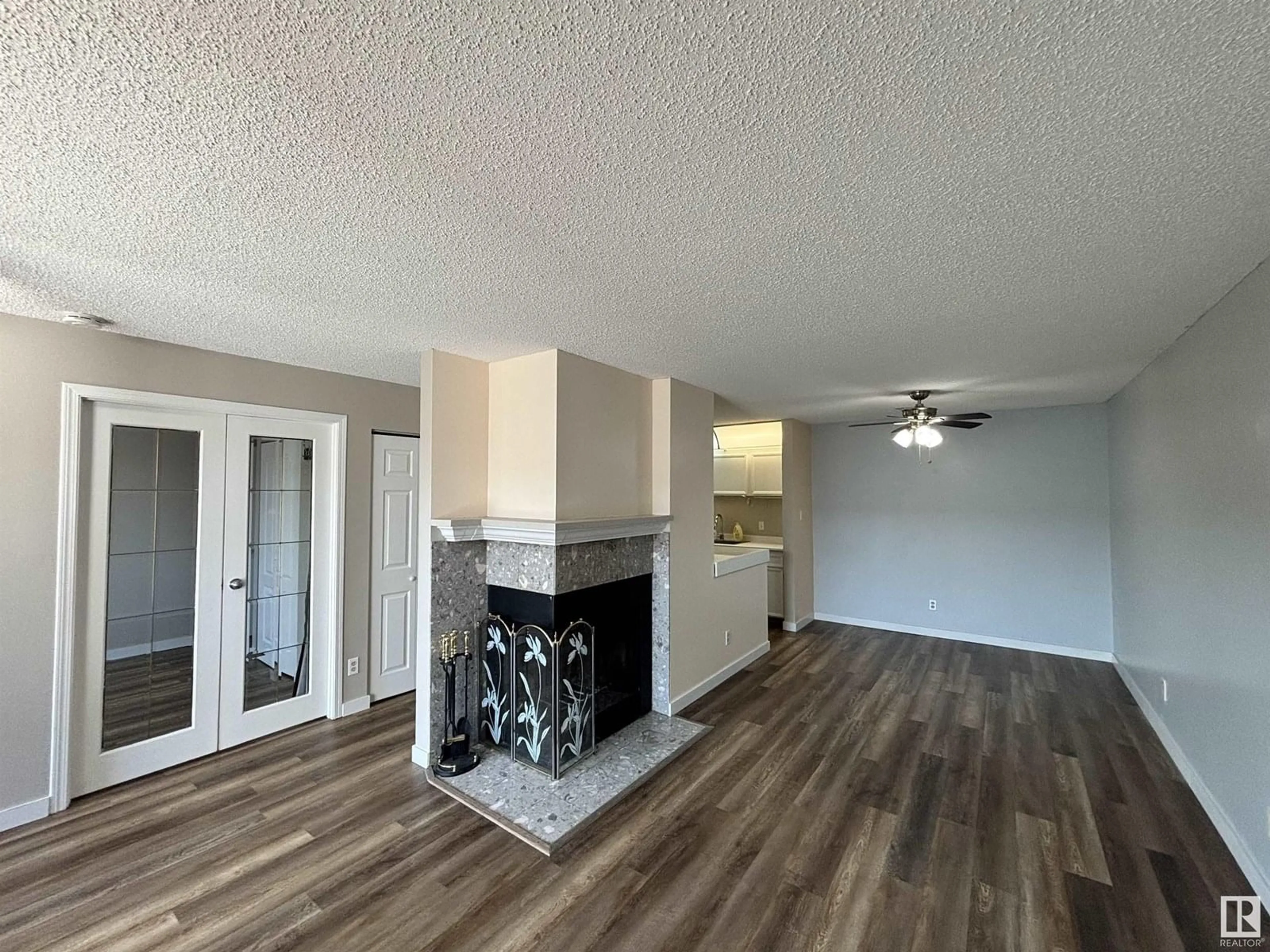 A pic of a room for 15027 26 ST, Edmonton Alberta T5Y2G6