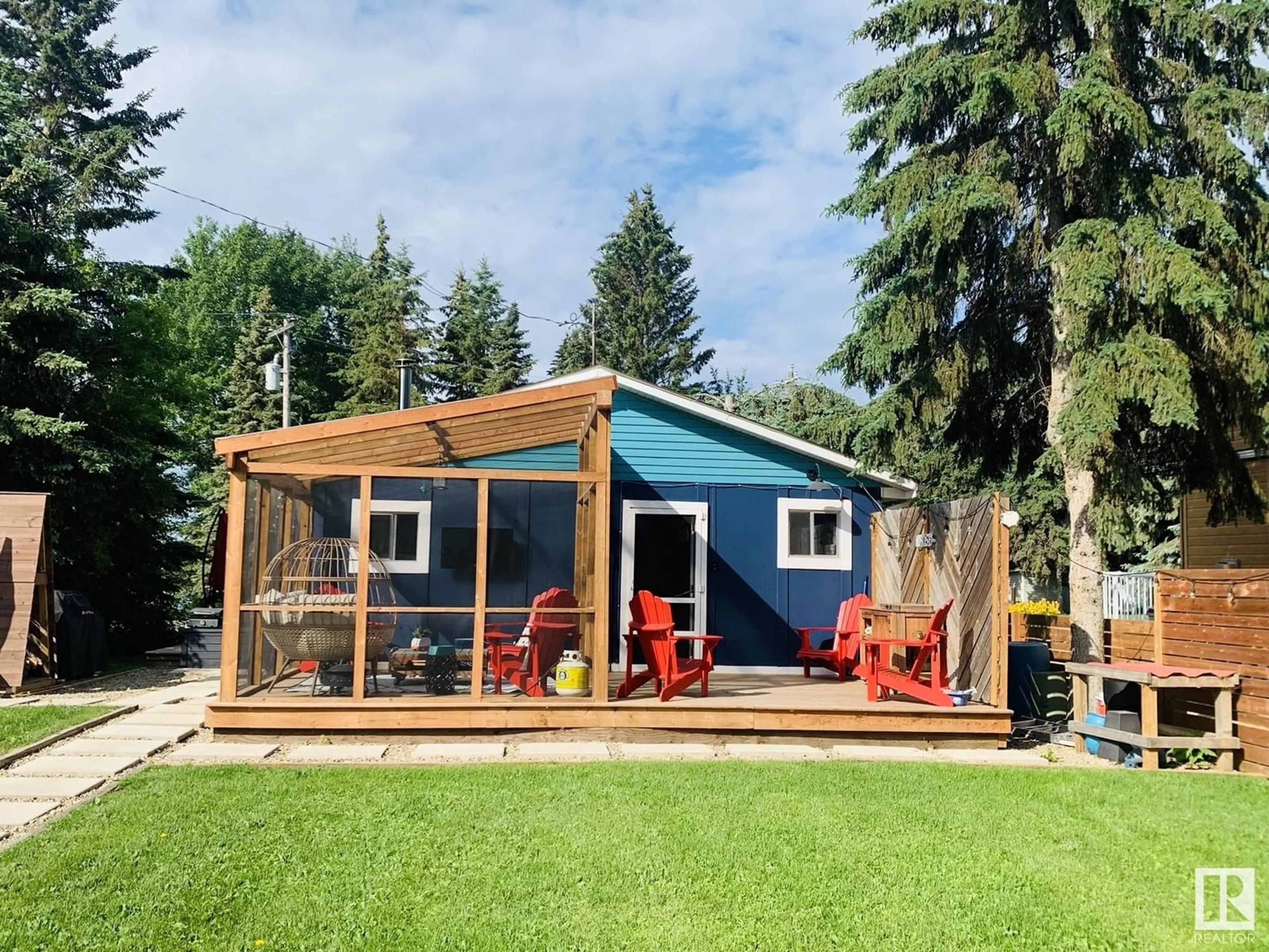 Shed for B15 BEACH AVENUE, Rural Leduc County Alberta T0C2P0