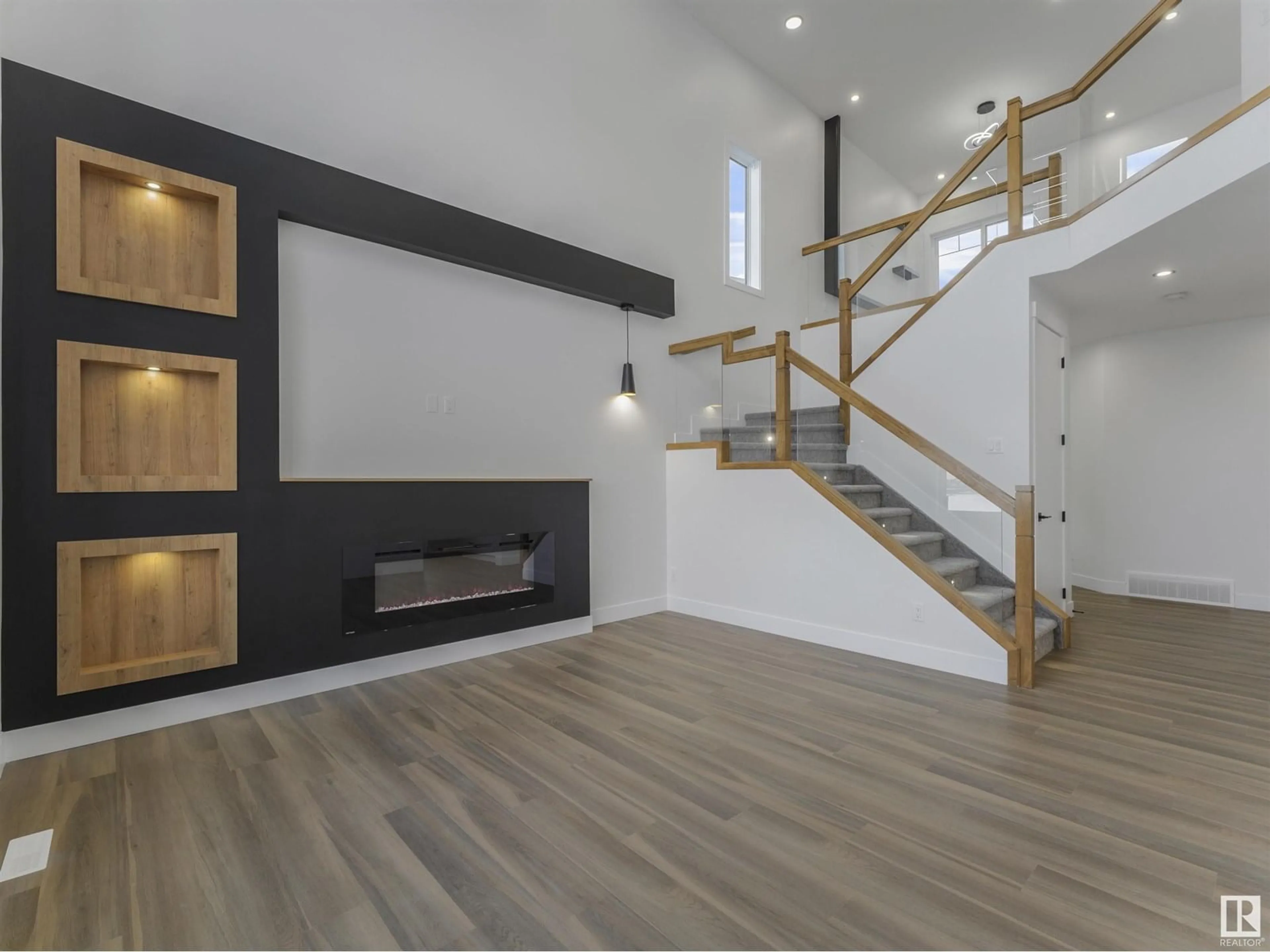Stairs for SW - 2004 COLLIP CR, Edmonton Alberta T6W5C7
