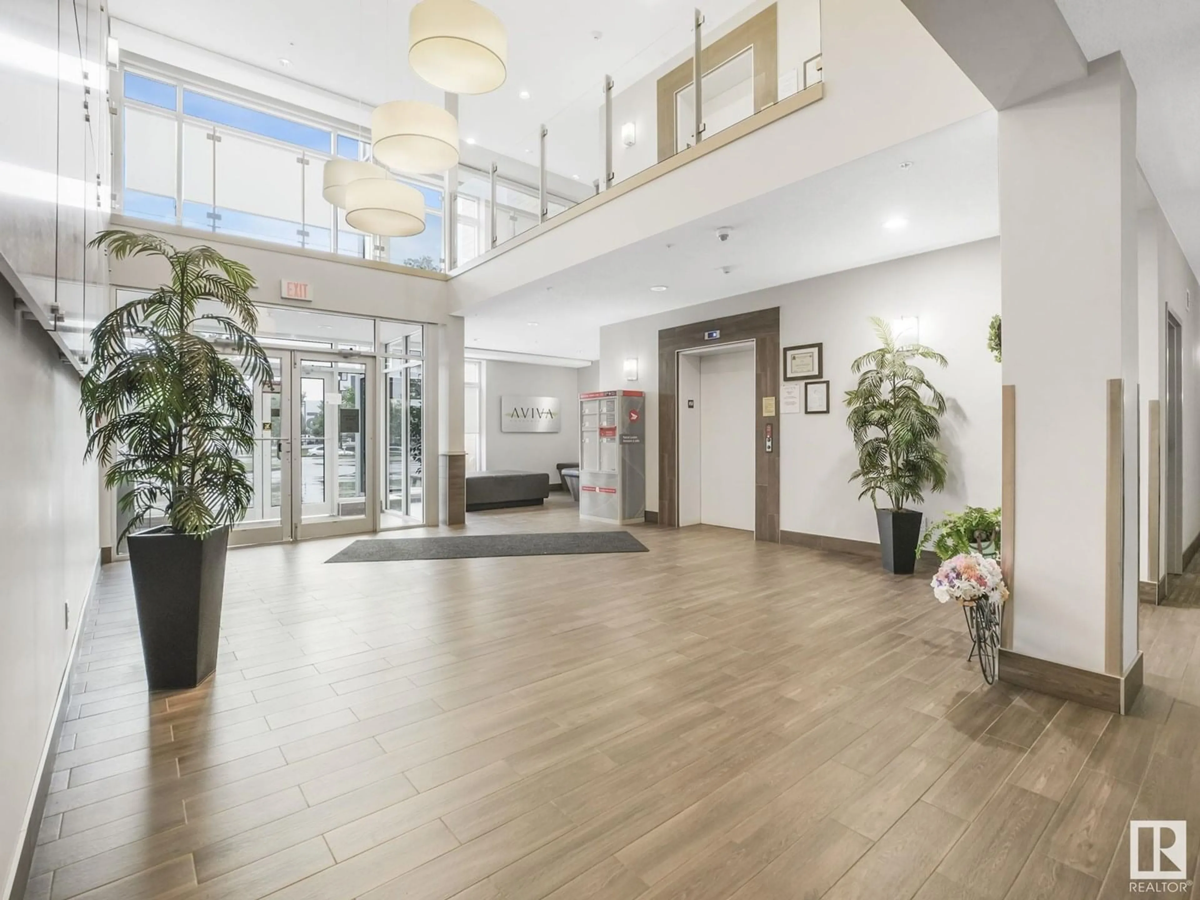 Indoor foyer for #405 - 507 ALBANY WY, Edmonton Alberta T6V0L9