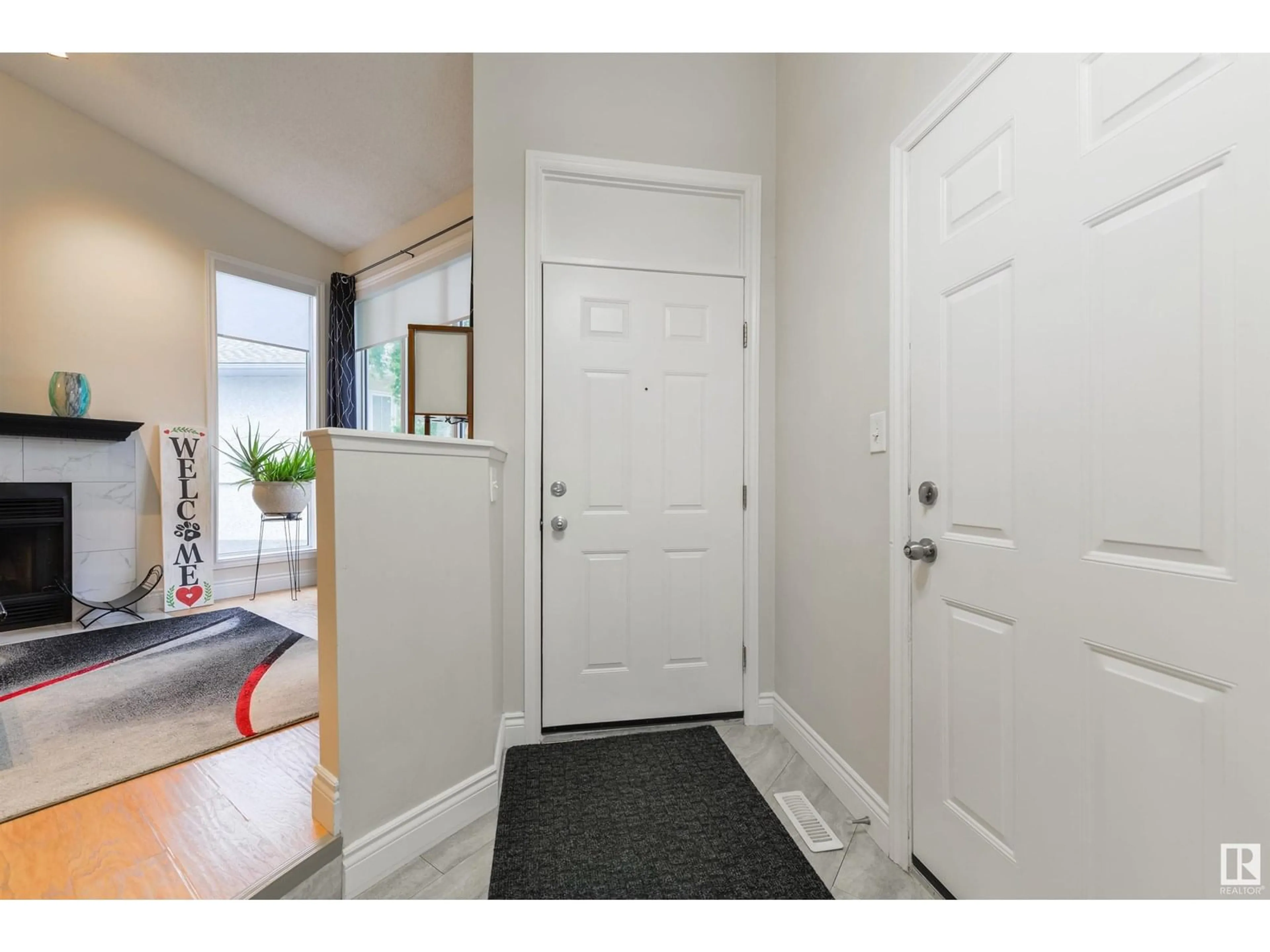 Indoor entryway for 12804 147 AV, Edmonton Alberta T6V1C5
